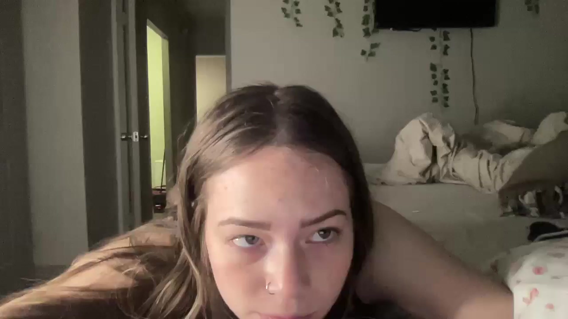 Gallery image thumbnail from Madisonfoxx69's myfreecams stream on, 02/25/2025, 05:58 image 16 of 20