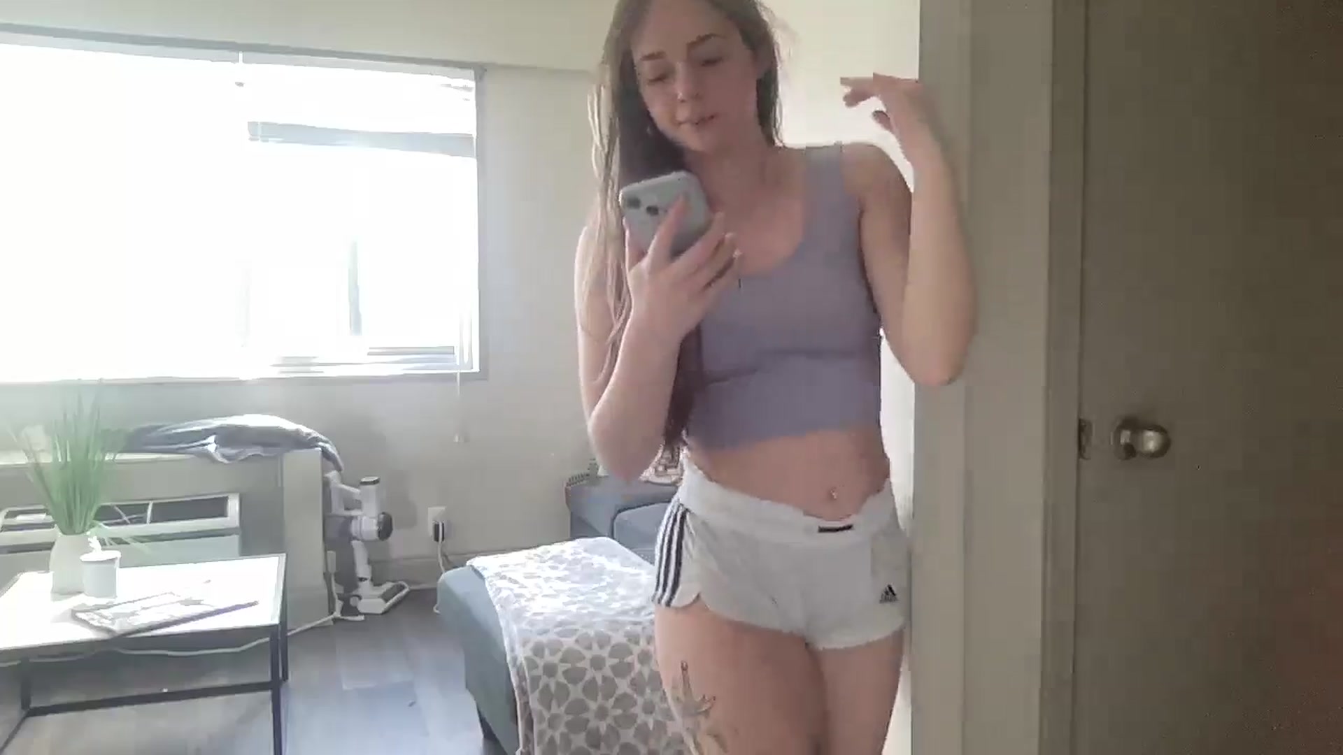 Gallery image thumbnail from Madisonfoxx69's myfreecams stream on, 02/26/2025, 21:47 image 8 of 20