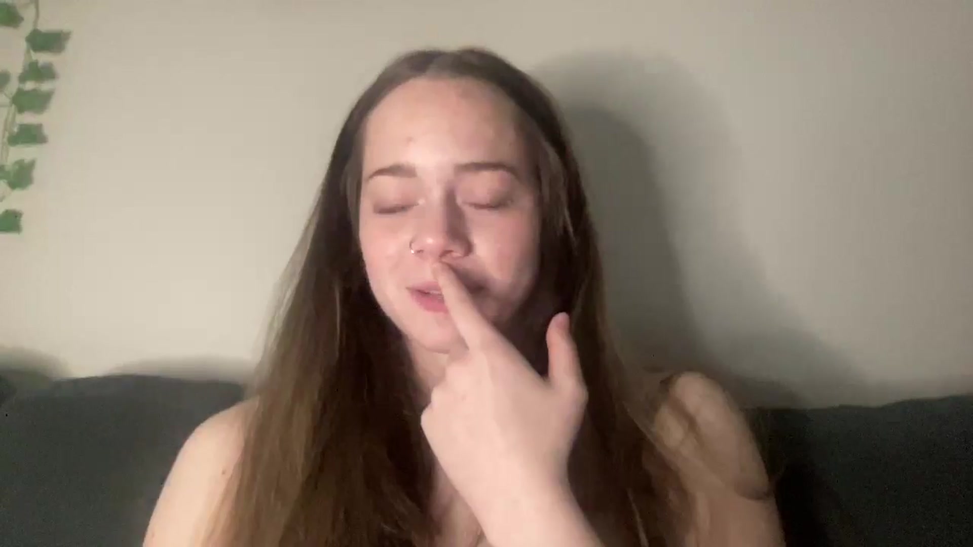 Gallery image thumbnail from Madisonfoxx69's myfreecams stream on, 03/04/2025, 01:34 image 10 of 20