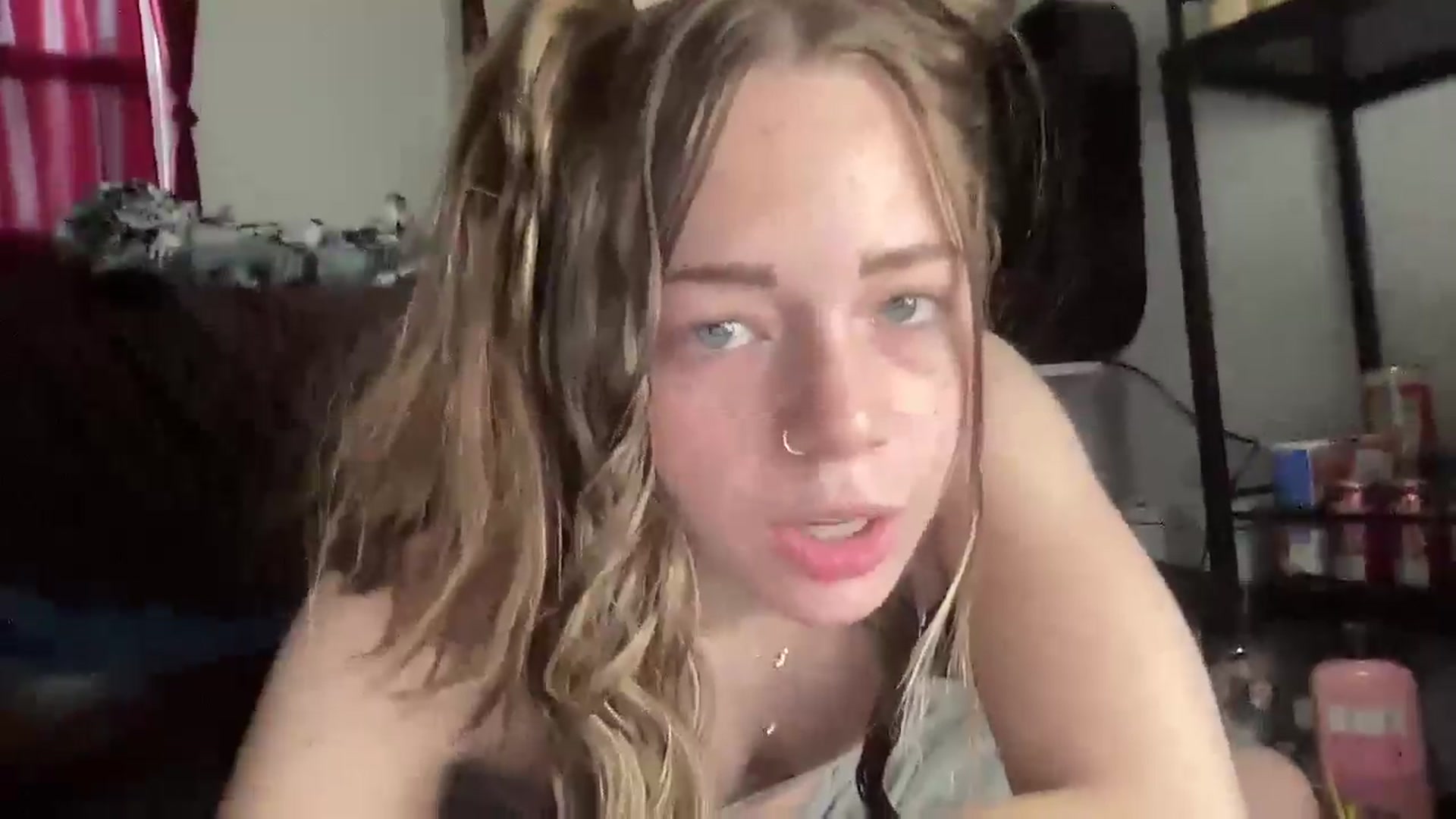 Gallery image thumbnail from Madisonfoxx69's myfreecams stream on, 03/16/2025, 20:34 image 4 of 20