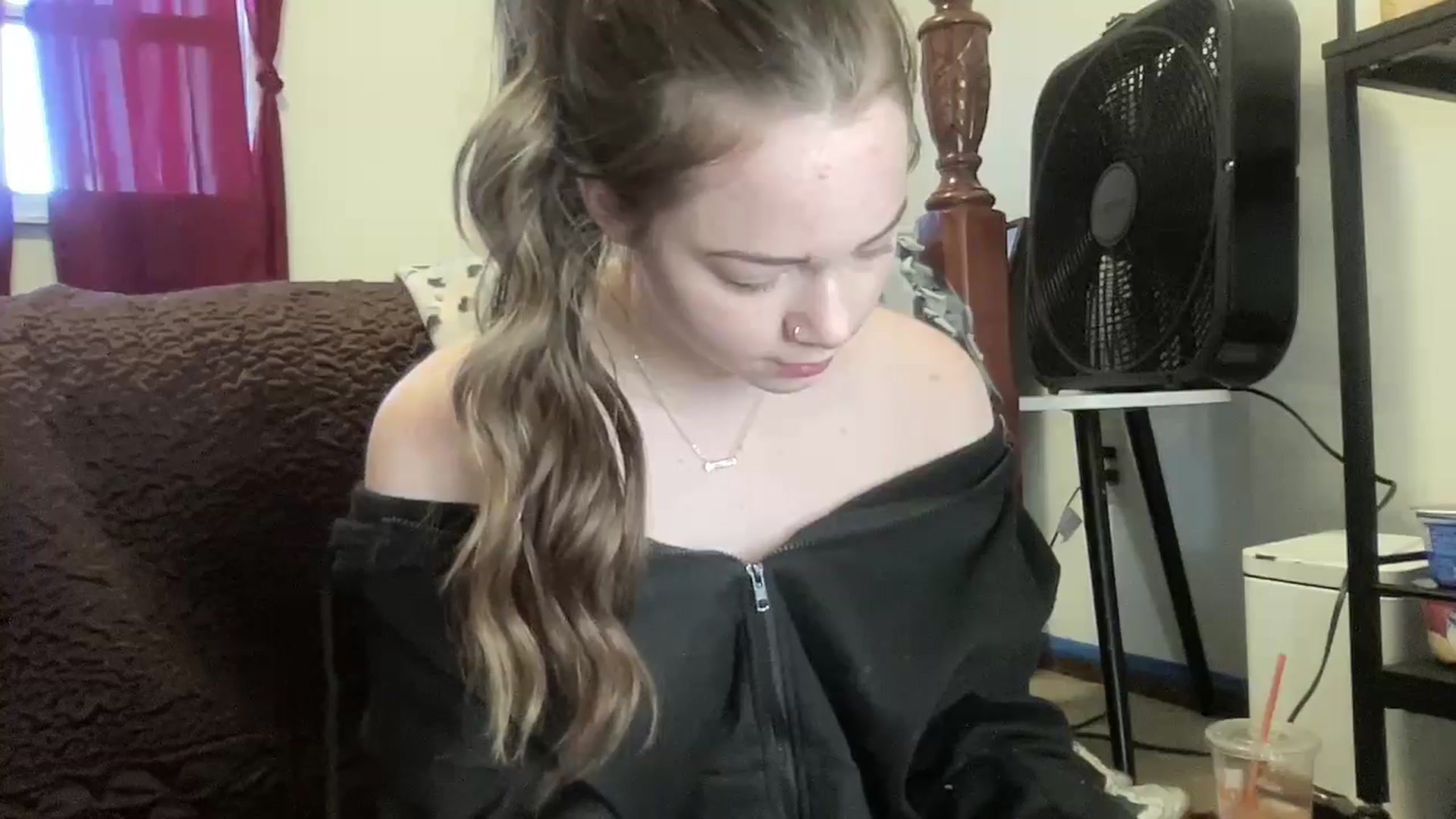 Gallery image thumbnail from Madisonfoxx69's myfreecams stream on, 03/17/2025, 19:35 image 4 of 20
