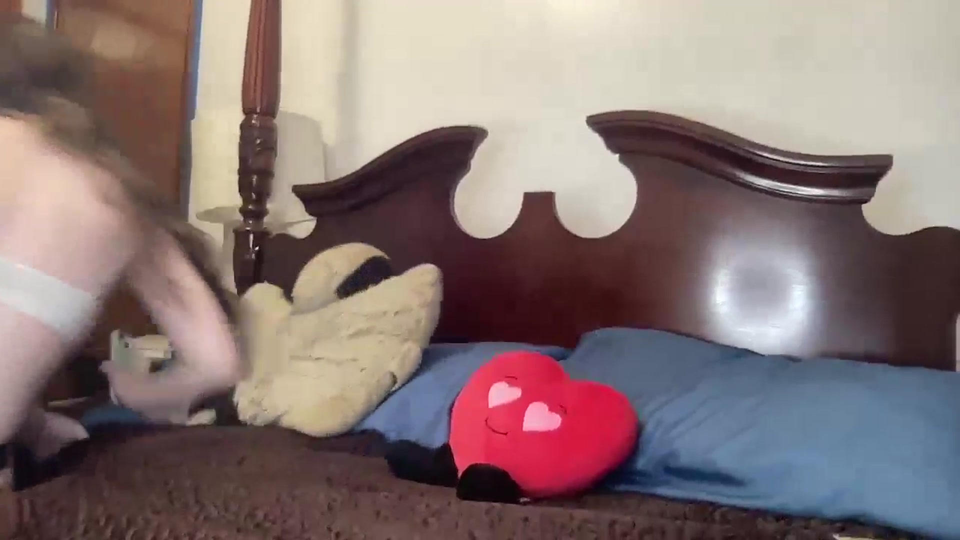 Gallery image thumbnail from Madisonfoxx69's myfreecams stream on, 03/17/2025, 19:35 image 16 of 20