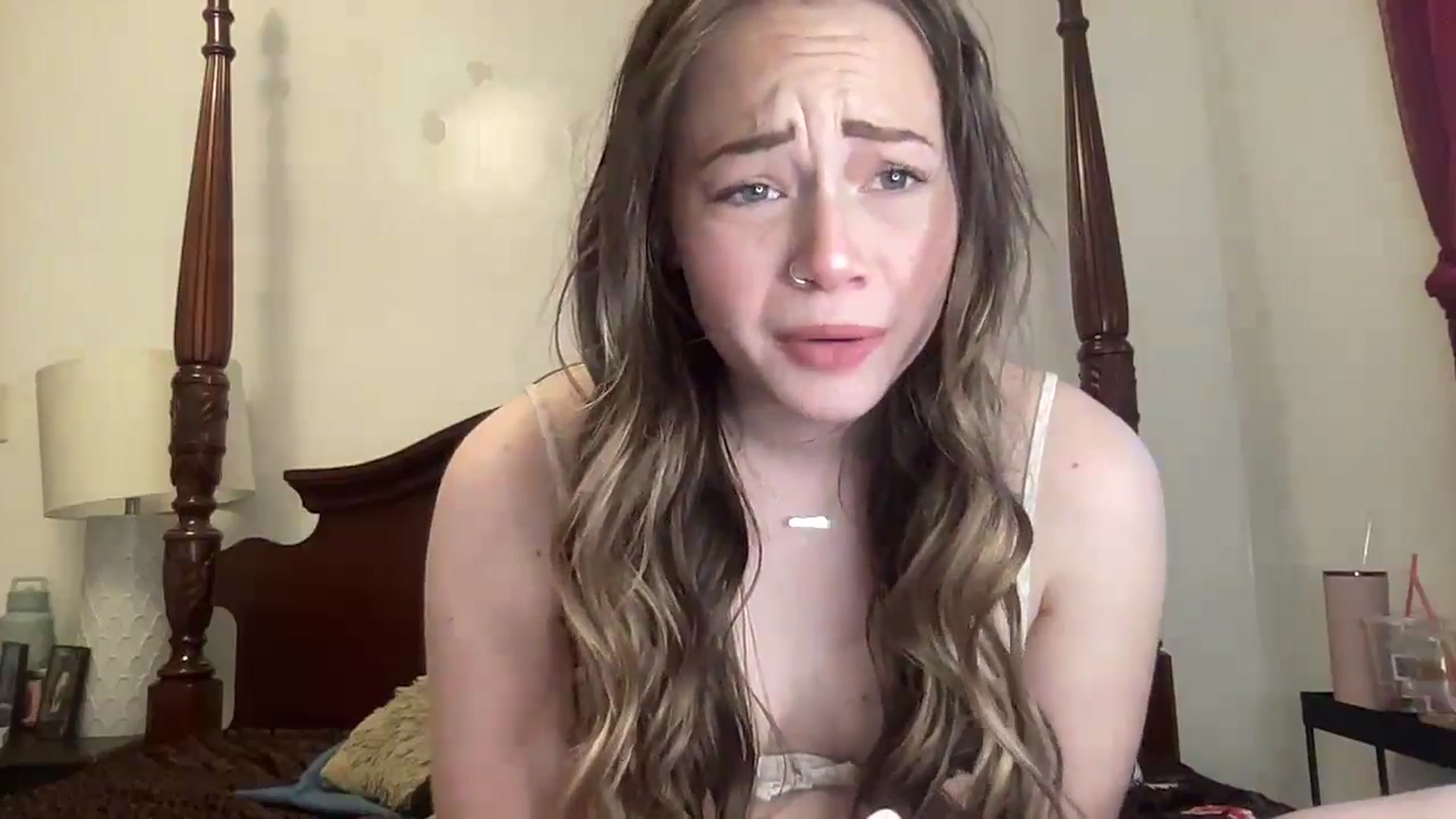 Gallery image thumbnail from Madisonfoxx69's myfreecams stream on, 03/17/2025, 20:21 image 9 of 20