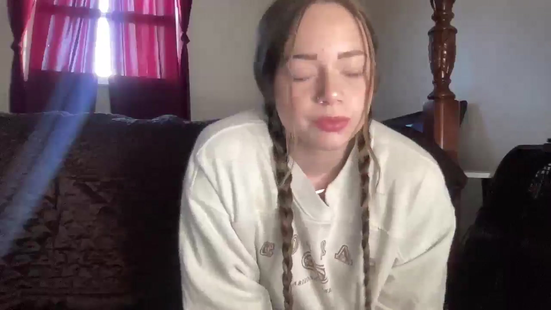 Gallery image thumbnail from Madisonfoxx69's myfreecams stream on, 03/18/2025, 17:32 image 20 of 20