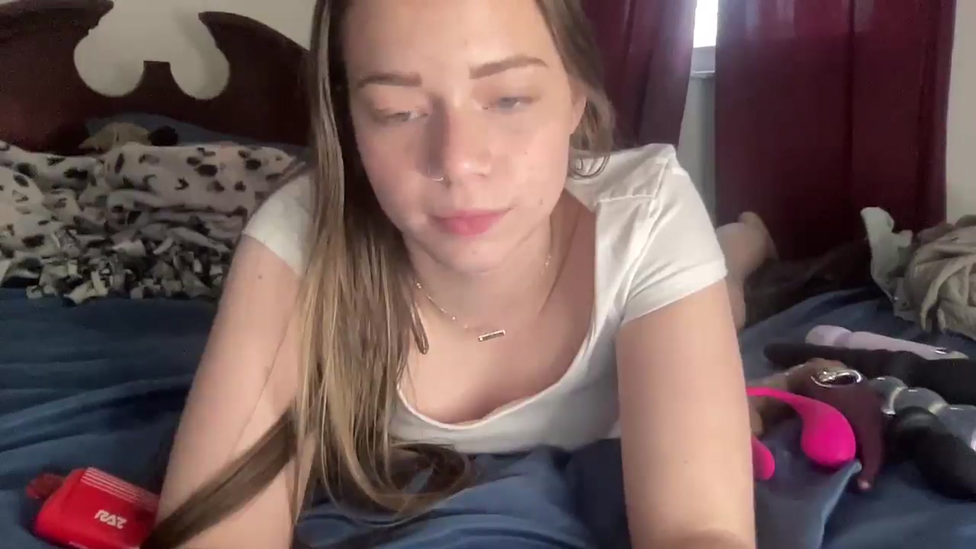 Gallery image thumbnail from Madisonfoxx69's myfreecams stream on, 03/20/2025, 22:18 image 3 of 20
