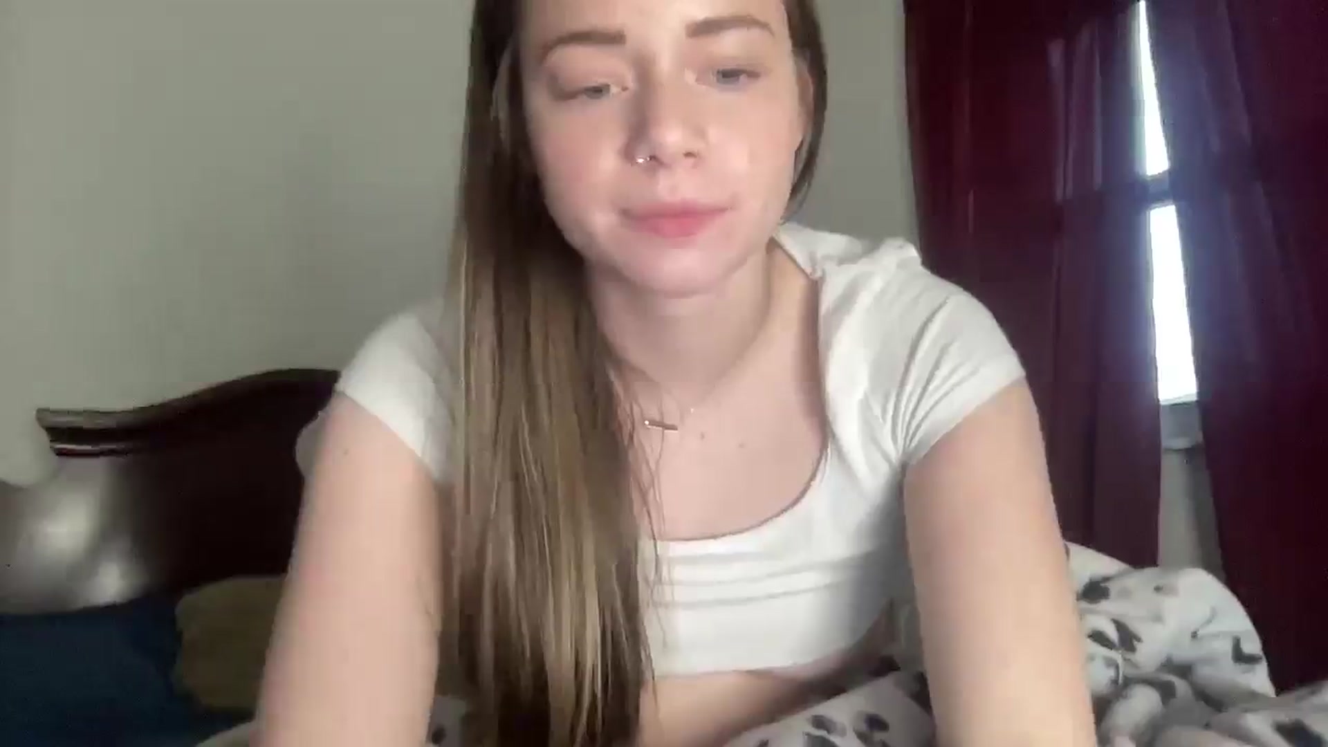 Gallery image thumbnail from Madisonfoxx69's myfreecams stream on, 03/20/2025, 23:20 image 16 of 20