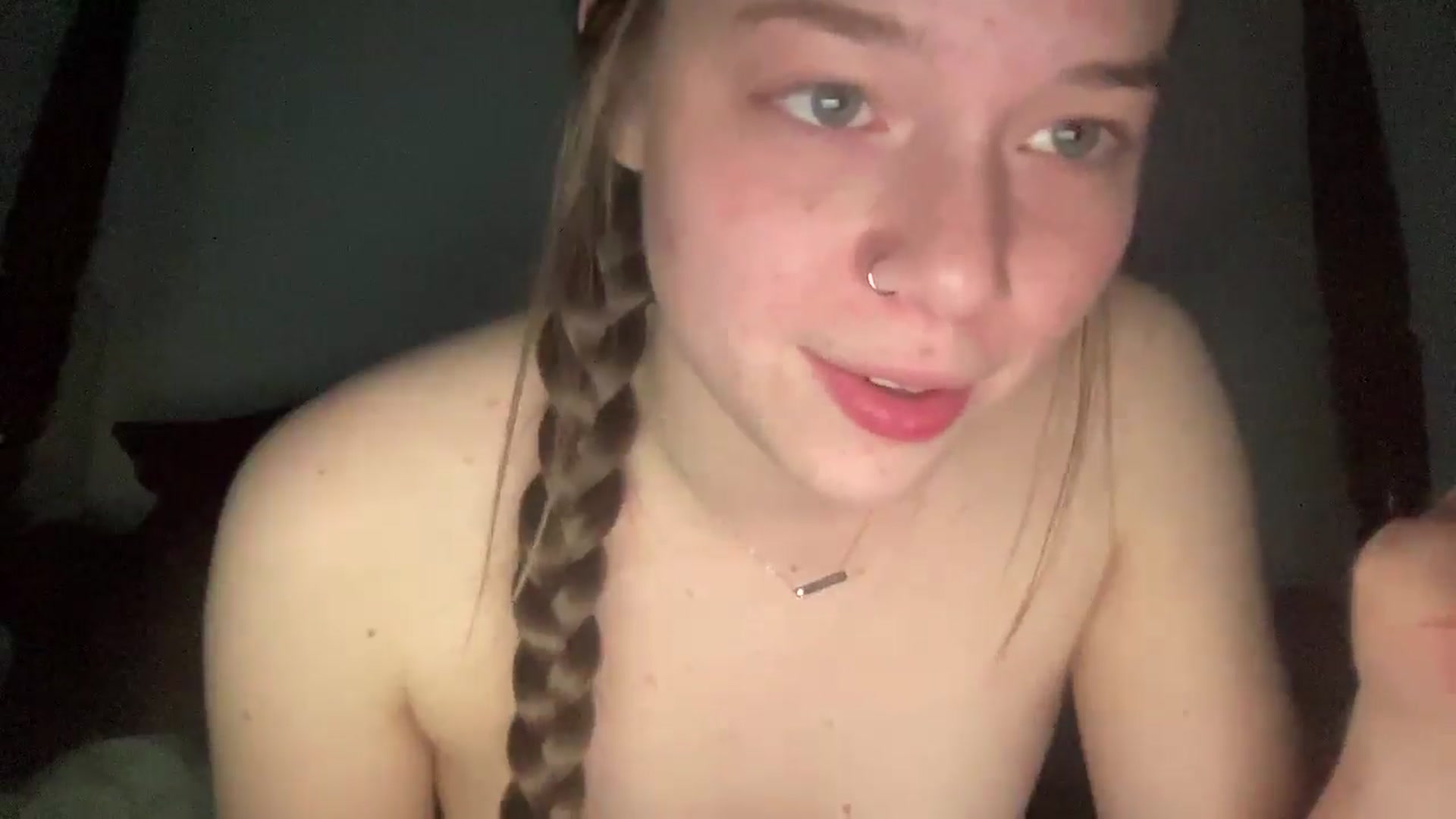 Gallery image thumbnail from Madisonfoxx69's myfreecams stream on, 03/21/2025, 04:40 image 10 of 20
