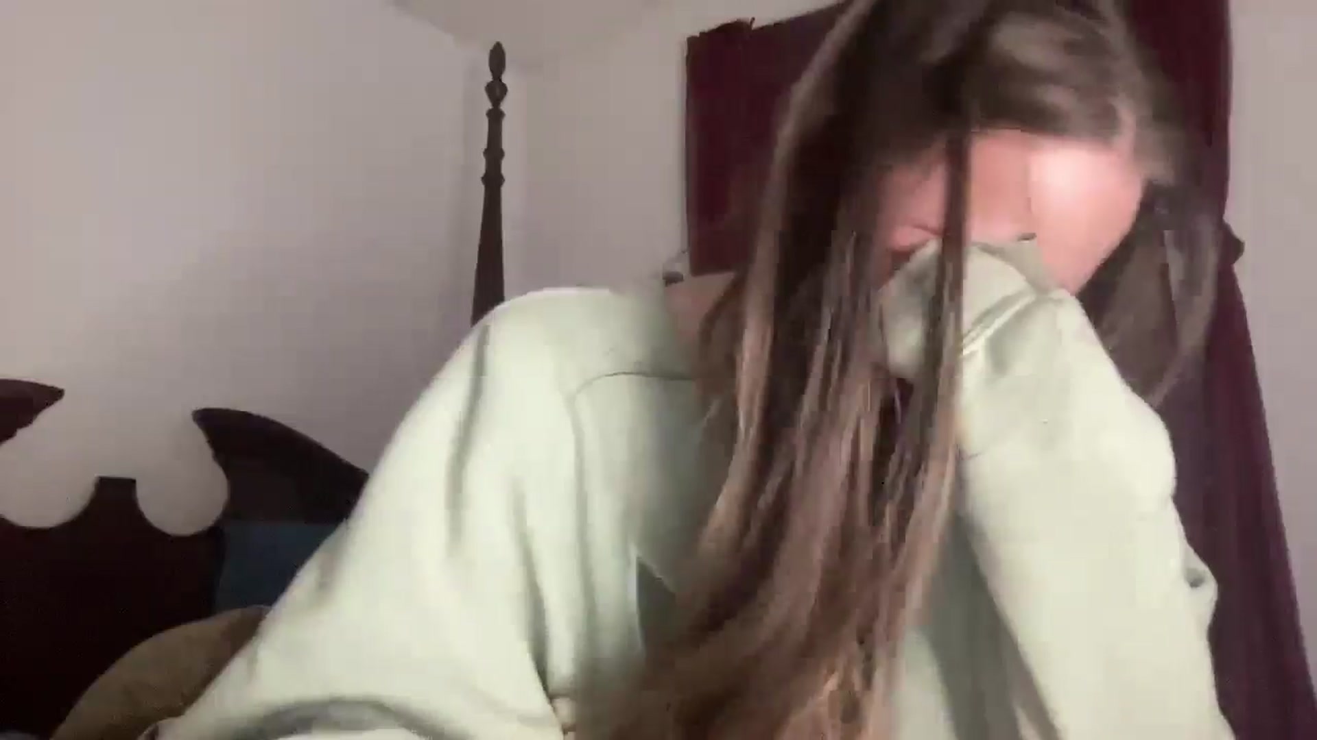 Gallery image thumbnail from Madisonfoxx69's myfreecams stream on, 03/25/2025, 05:28 image 14 of 20