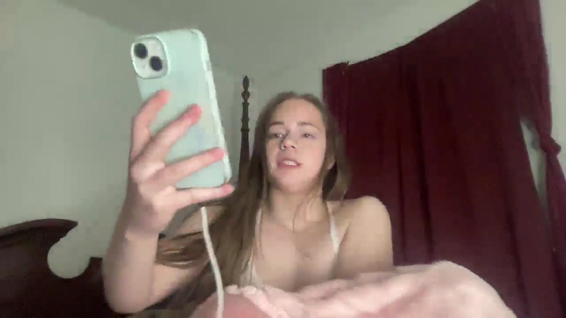 Gallery image thumbnail from Madisonfoxx69's myfreecams stream on, 03/25/2025, 05:28 image 12 of 20