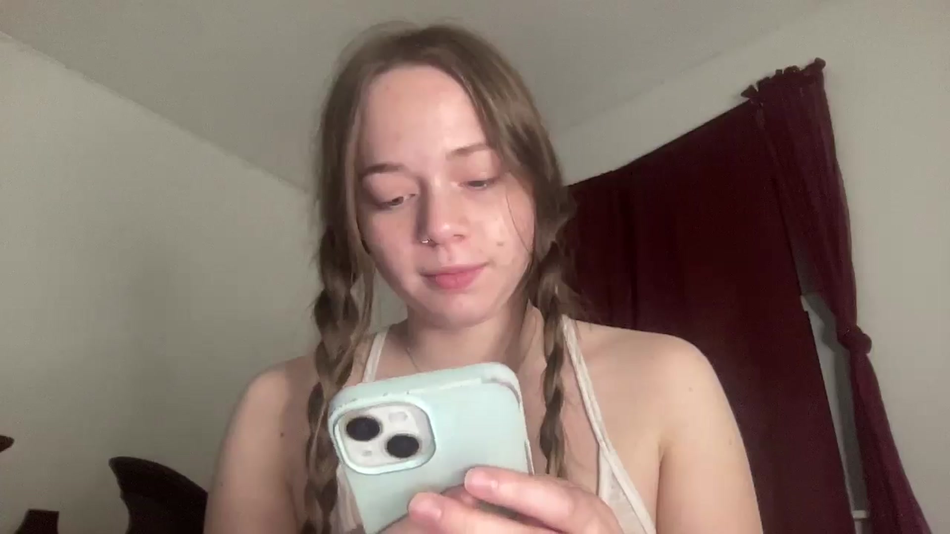 Gallery image thumbnail from Madisonfoxx69's myfreecams stream on, 03/26/2025, 04:31 image 19 of 20