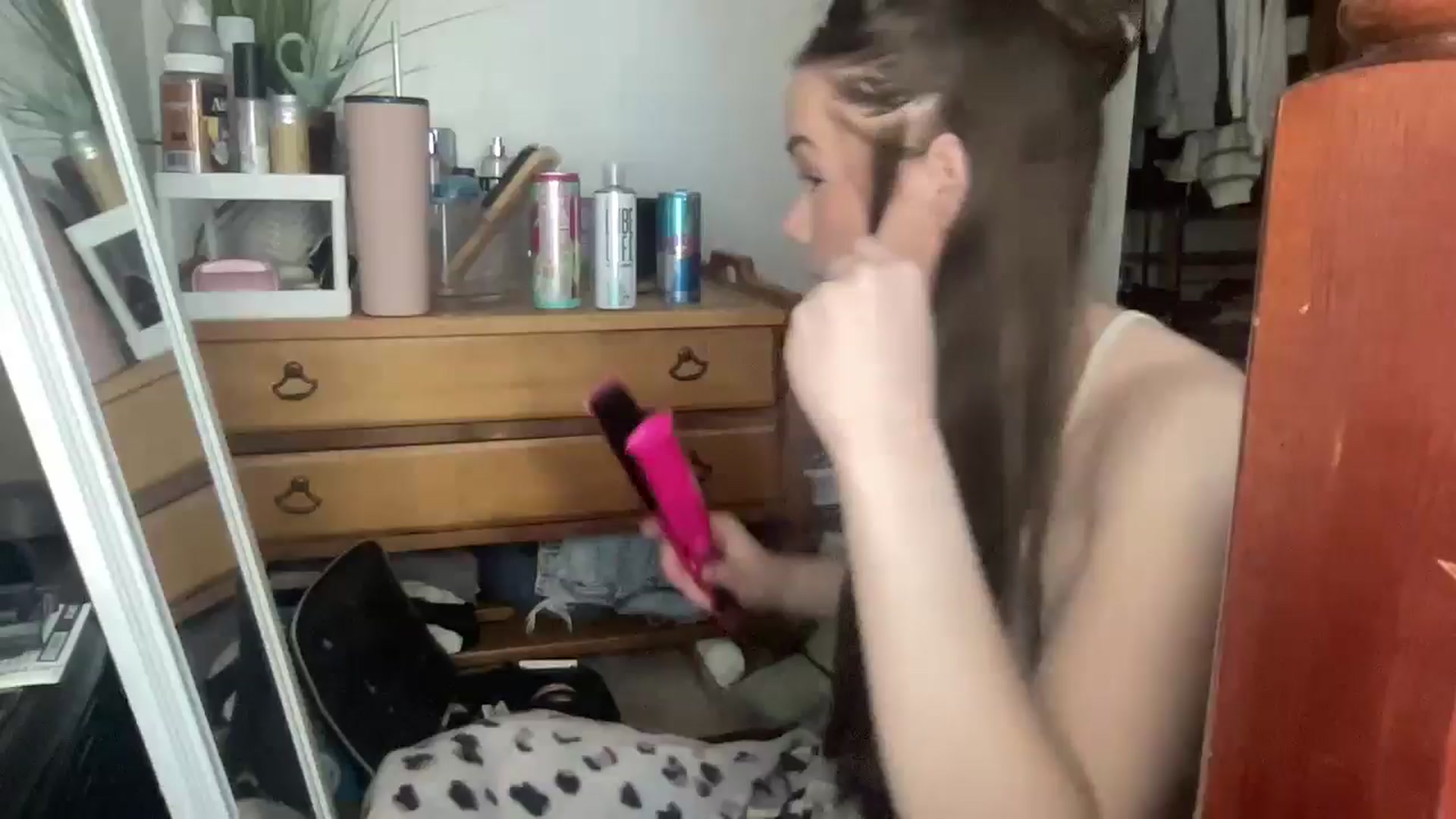 Gallery image thumbnail from Madisonfoxx69's myfreecams stream on, 03/26/2025, 20:15 image 2 of 20