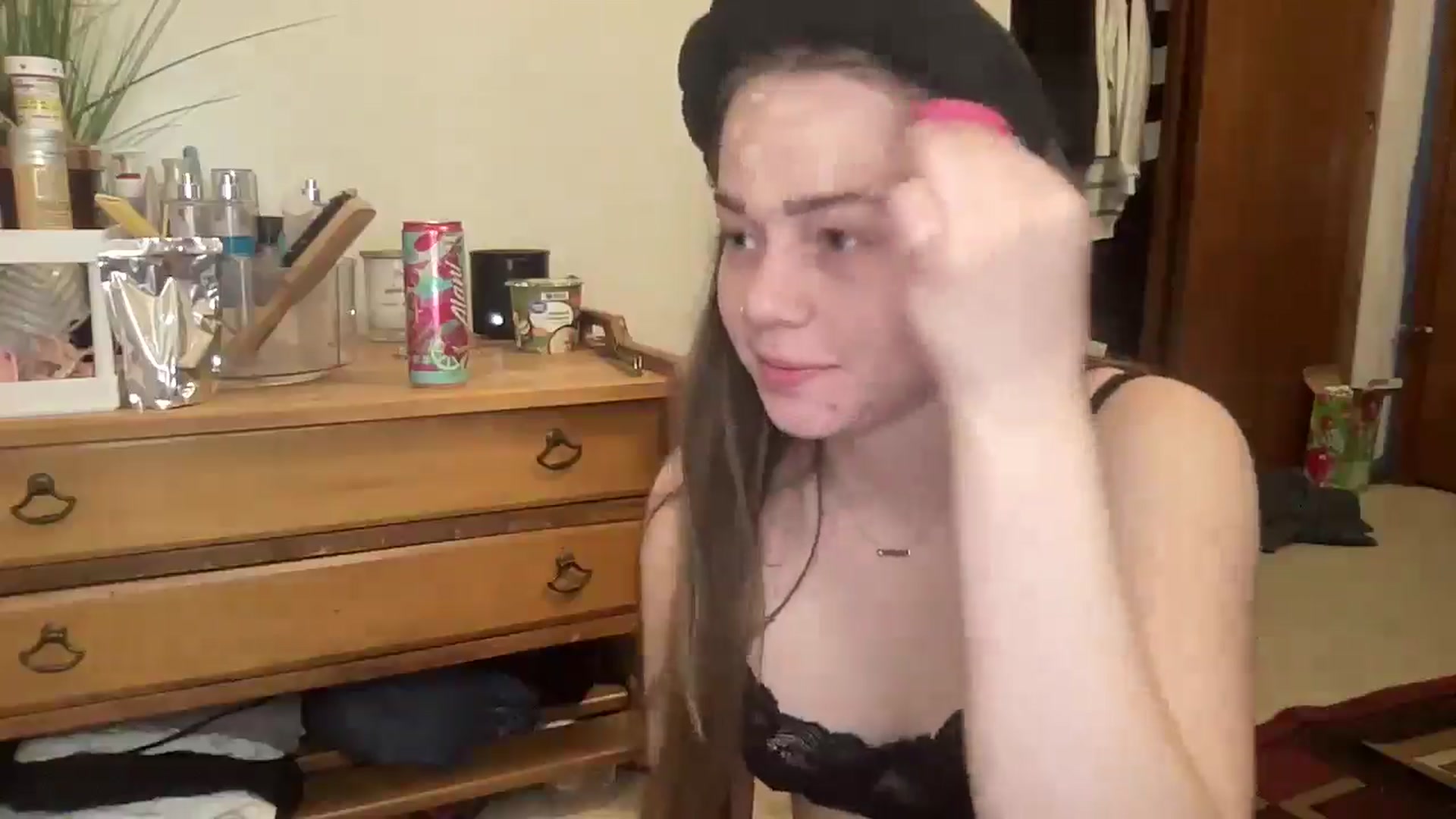 Gallery image thumbnail from Madisonfoxx69's myfreecams stream on, 04/02/2025, 18:51 image 9 of 20