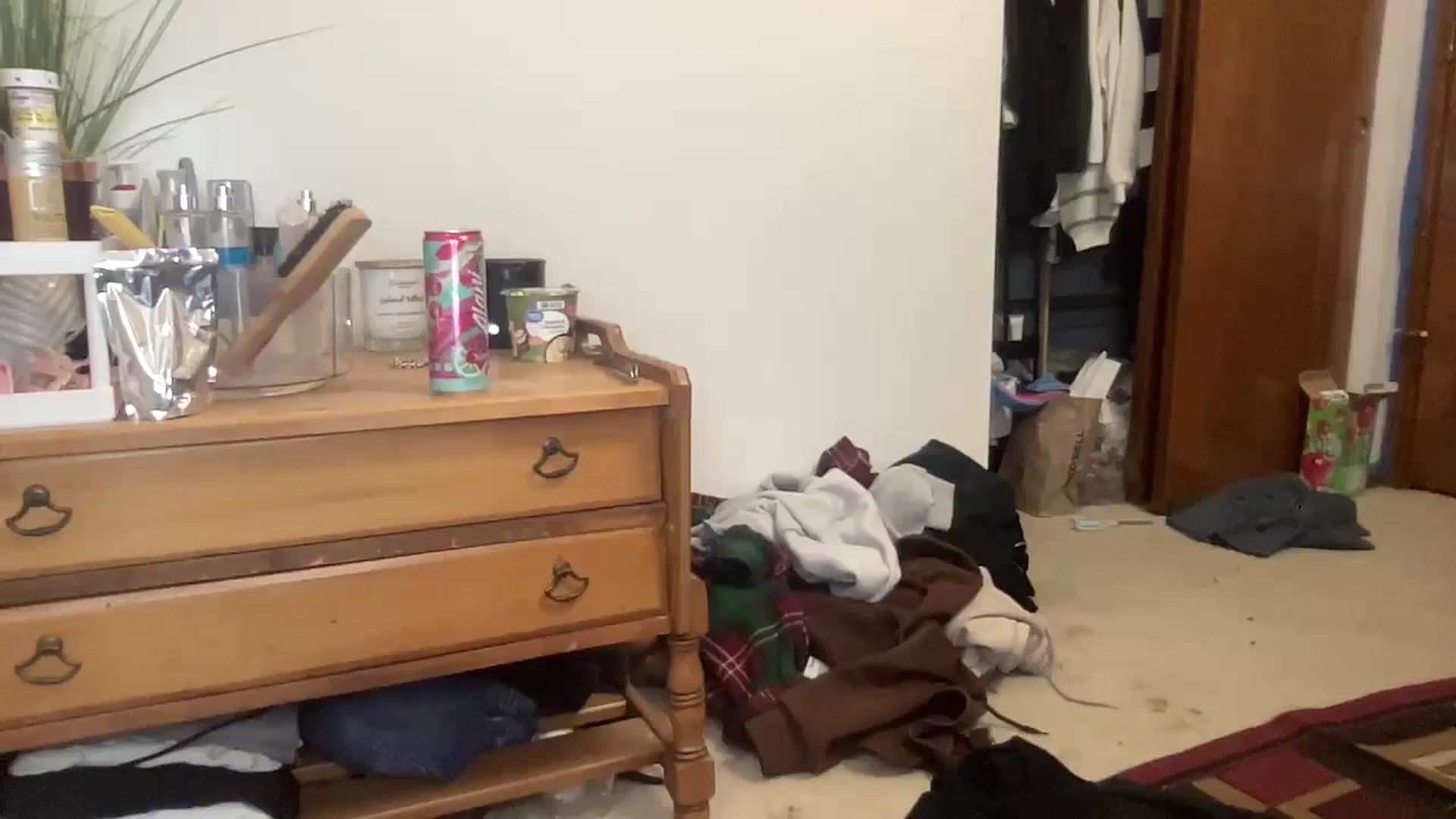 Gallery image thumbnail from Madisonfoxx69's myfreecams stream on, 04/02/2025, 18:51 image 18 of 20