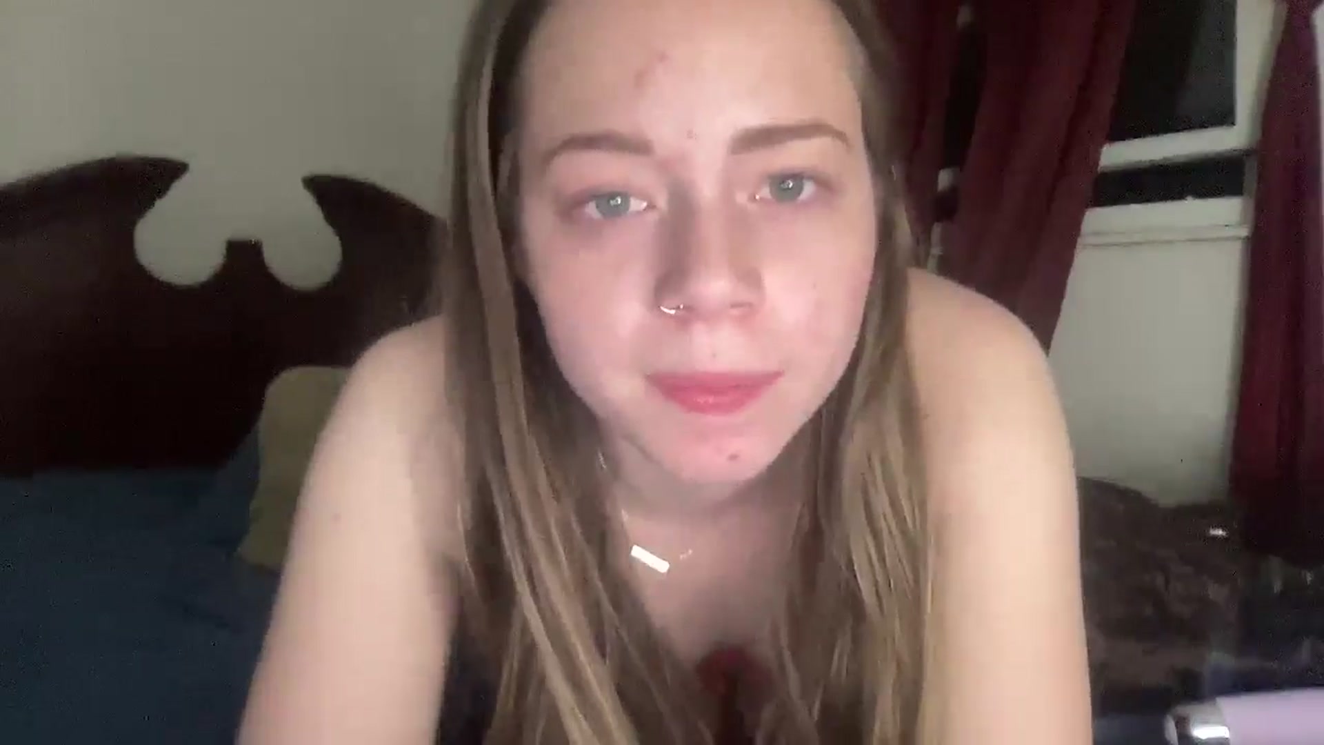 Gallery image thumbnail from Madisonfoxx69's myfreecams stream on, 04/04/2025, 03:55 image 6 of 20