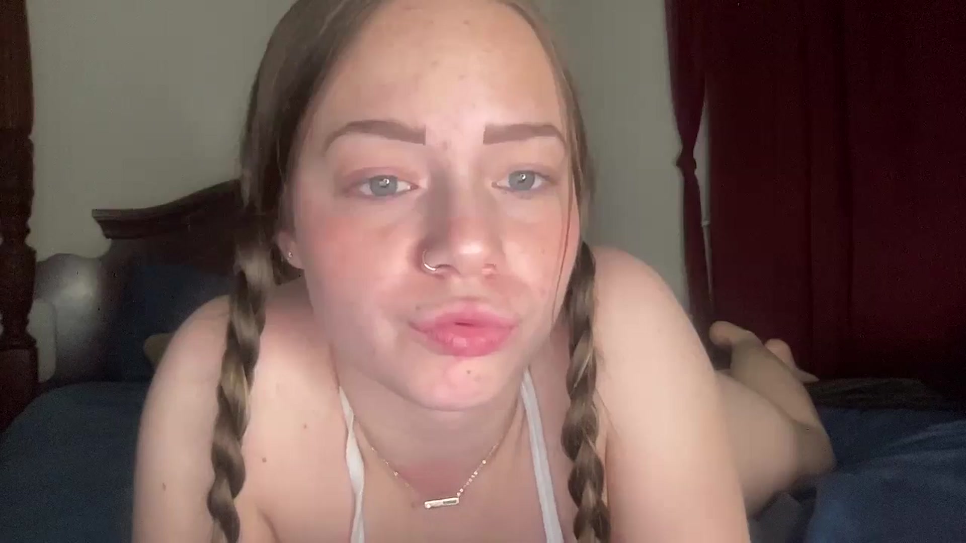 Gallery image thumbnail from Madisonfoxx69's myfreecams stream on, 04/06/2025, 03:08 image 4 of 20