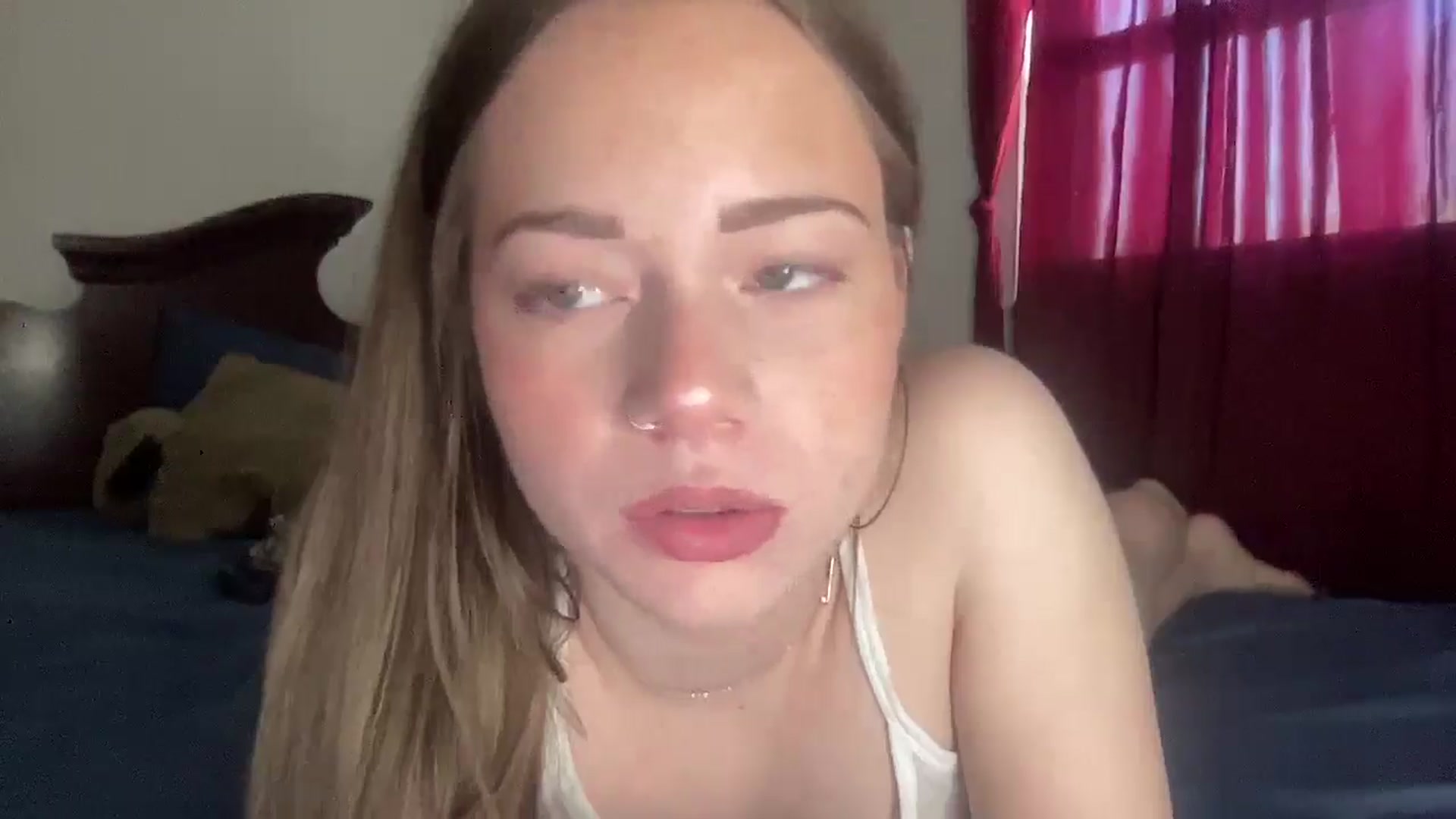 Gallery image thumbnail from Madisonfoxx69's myfreecams stream on, 04/07/2025, 18:45 image 13 of 20