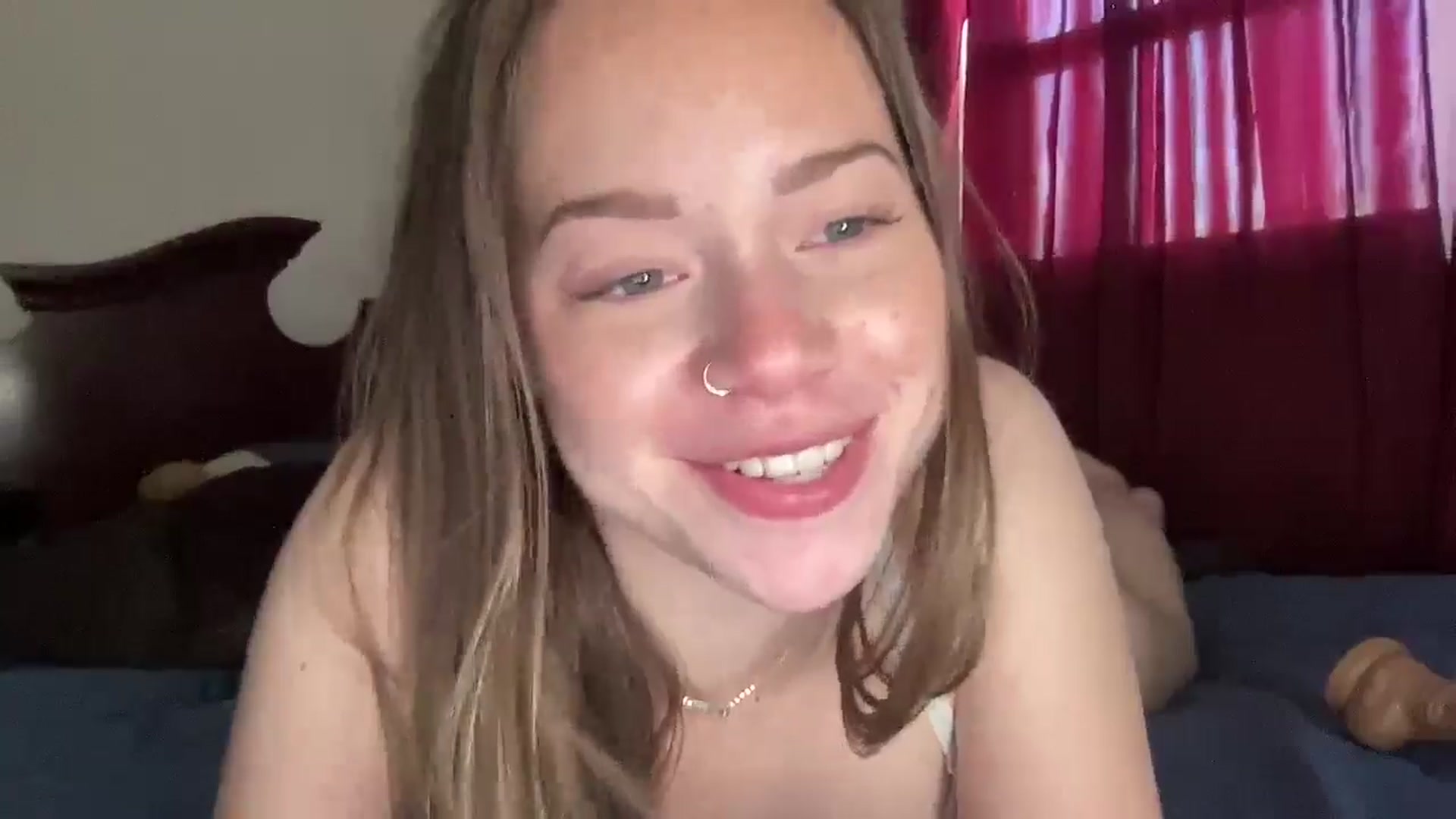 Gallery image thumbnail from Madisonfoxx69's myfreecams stream on, 04/08/2025, 19:11 image 14 of 20