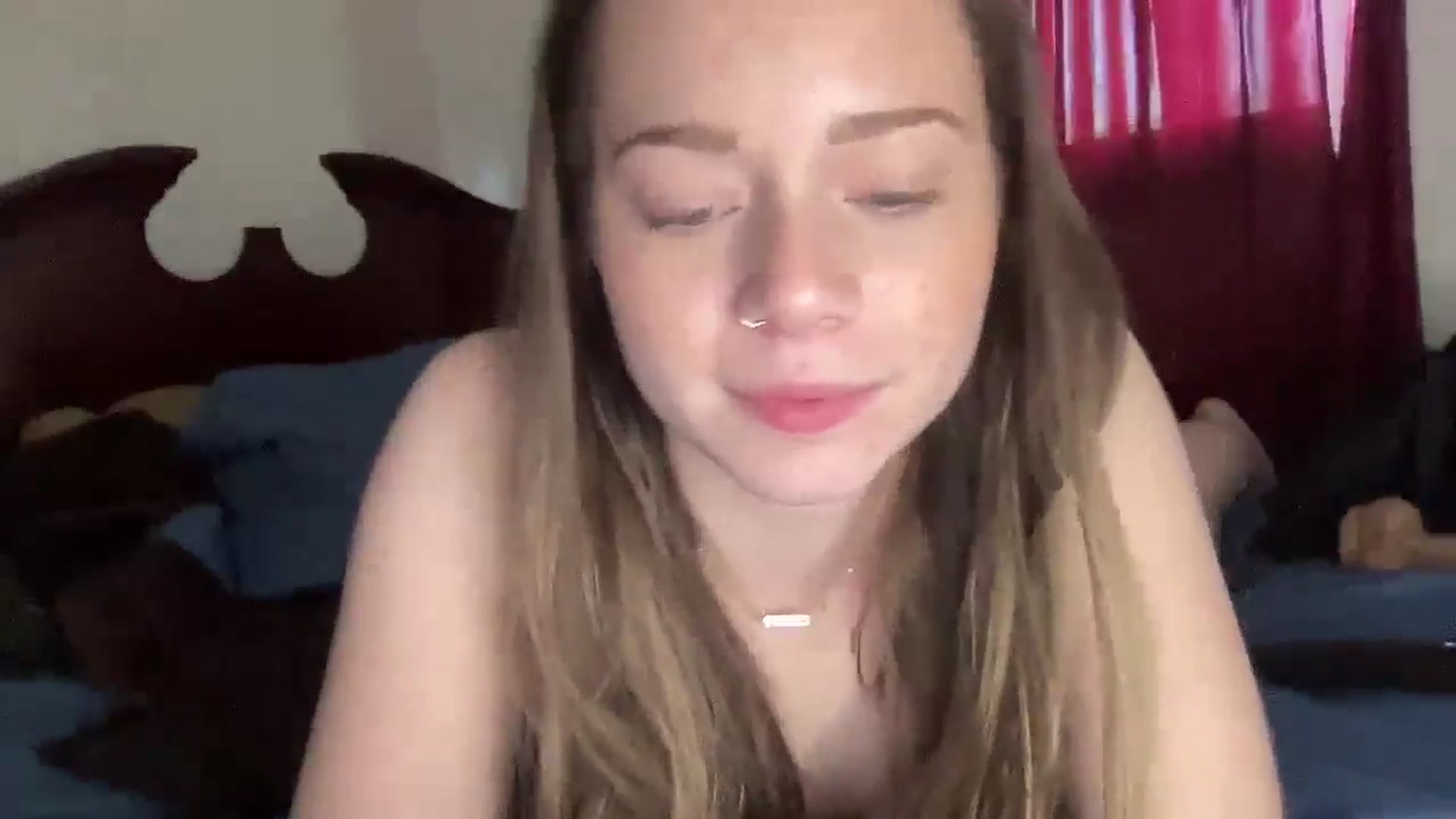 Gallery image thumbnail from Madisonfoxx69's myfreecams stream on, 04/08/2025, 21:41 image 11 of 20