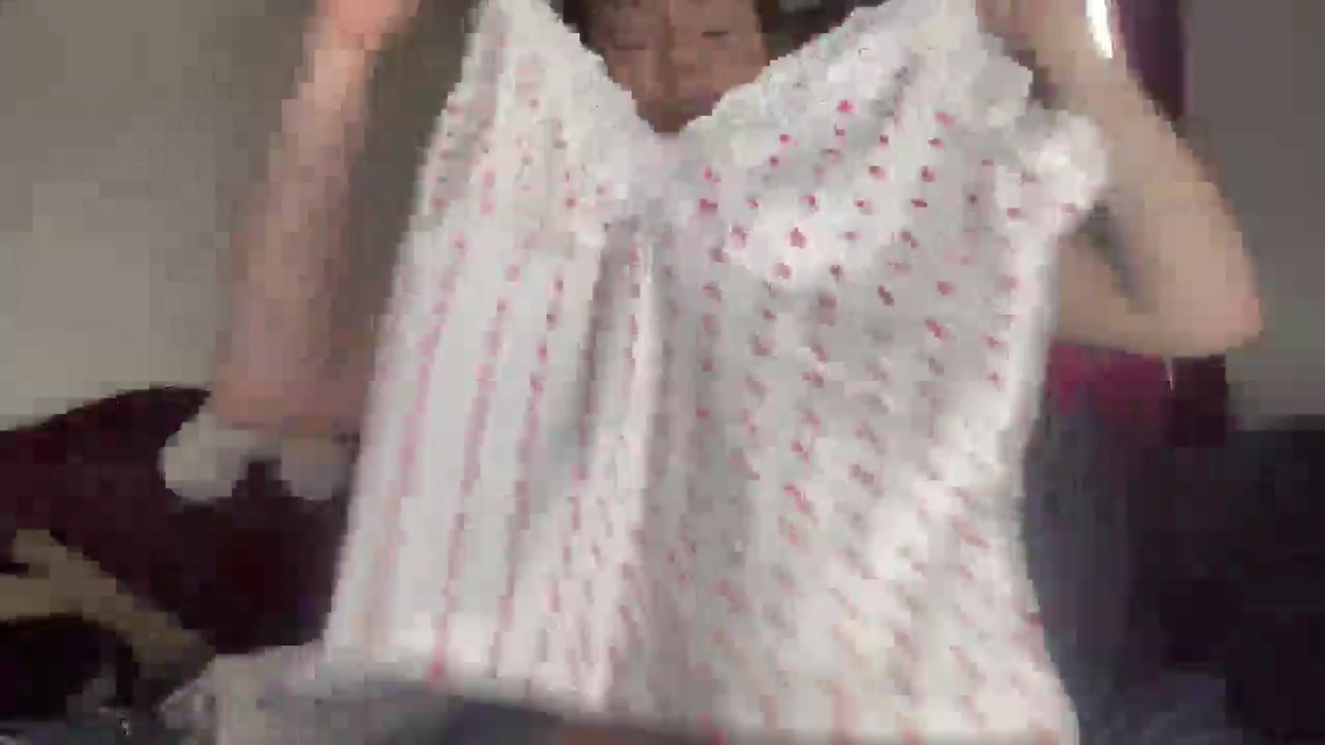 Gallery image thumbnail from Madisonfoxx69's myfreecams stream on, 04/12/2025, 22:00 image 6 of 20