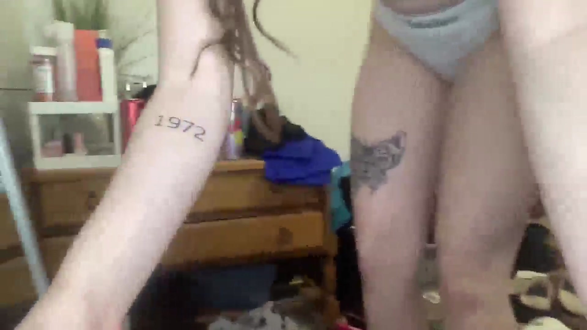 Gallery image thumbnail from Madisonfoxx69's myfreecams stream on, 04/13/2025, 19:29 image 2 of 20