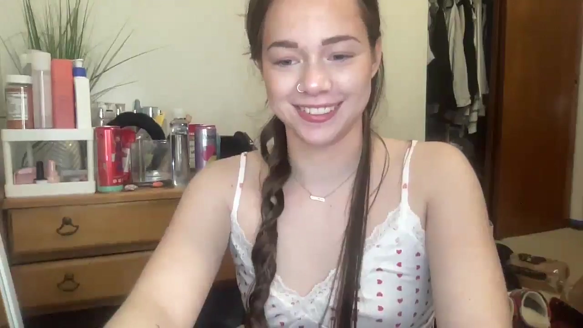 Gallery image thumbnail from Madisonfoxx69's myfreecams stream on, 04/13/2025, 19:29 image 4 of 20