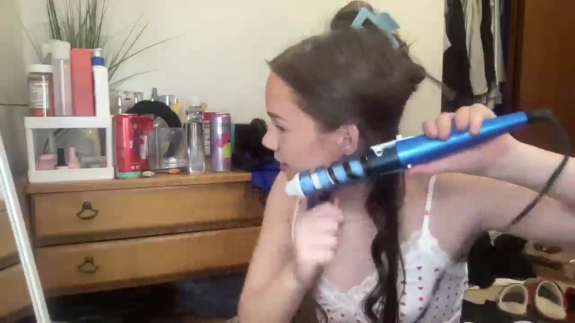 Gallery image thumbnail from Madisonfoxx69's myfreecams stream on, 04/13/2025, 19:29 image 7 of 20