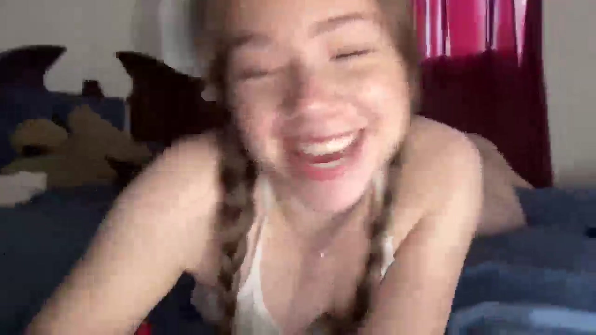 Gallery image thumbnail from Madisonfoxx69's myfreecams stream on, 04/17/2025, 18:39 image 8 of 20