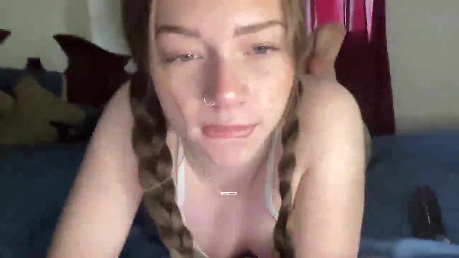Gallery image thumbnail from Madisonfoxx69's myfreecams stream on, 04/17/2025, 18:39 image 7 of 20