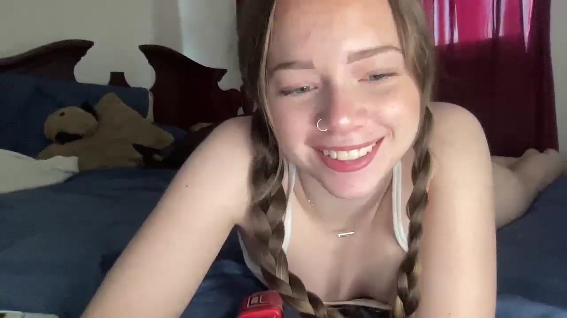 Gallery image thumbnail from Madisonfoxx69's myfreecams stream on, 04/17/2025, 18:39 image 4 of 20