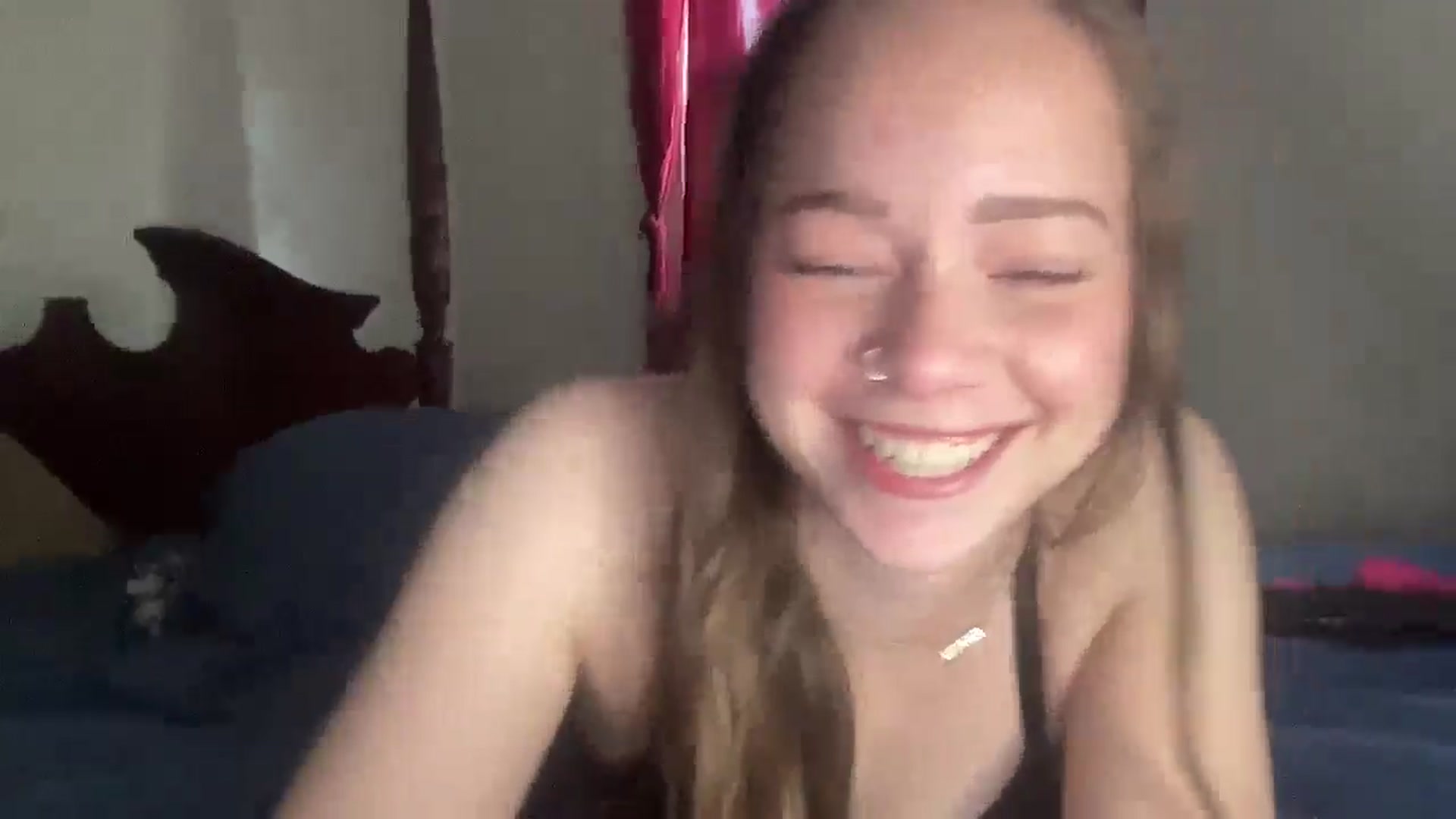 Gallery image thumbnail from Madisonfoxx69's myfreecams stream on, 04/18/2025, 18:37 image 18 of 20
