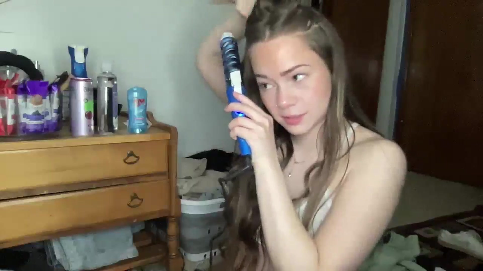 Gallery image thumbnail from Madisonfoxx69's myfreecams stream on, 04/20/2025, 02:01 image 7 of 20