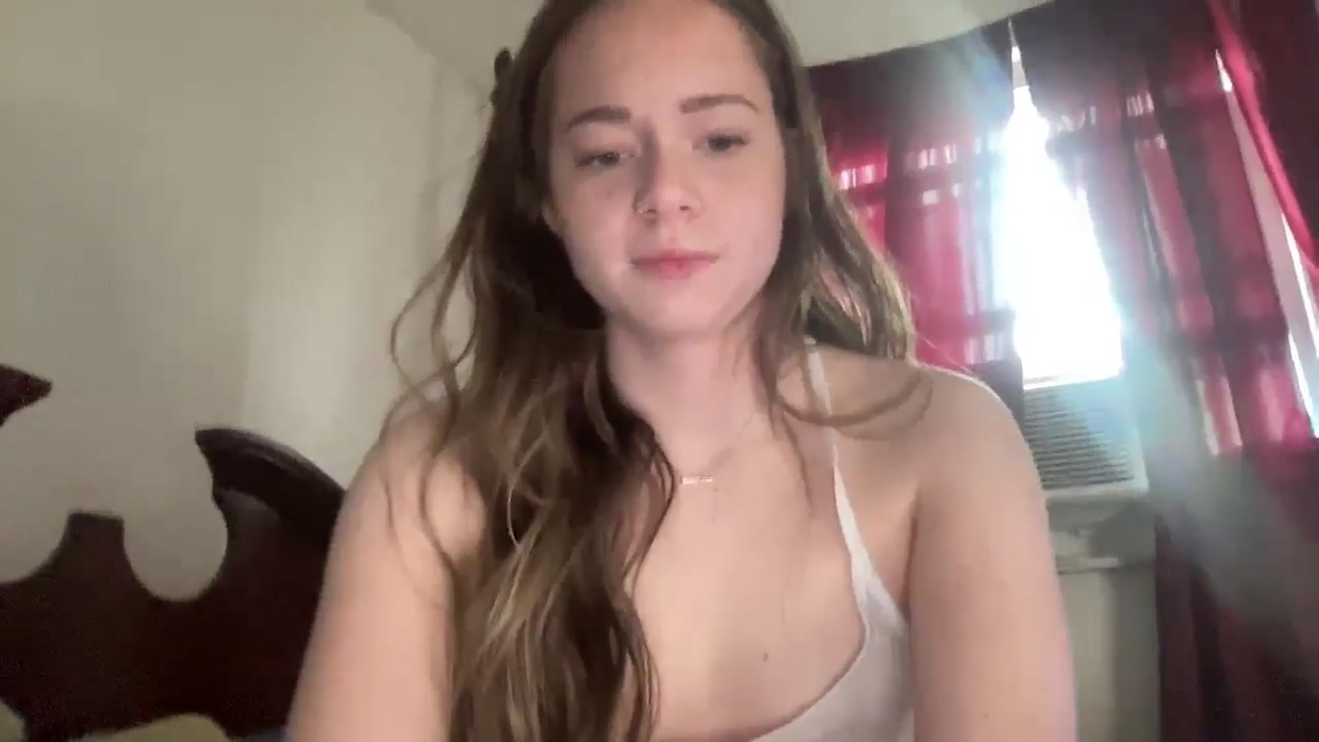 Gallery image thumbnail from Madisonfoxx69's myfreecams stream on, 04/21/2025, 20:19 image 12 of 20