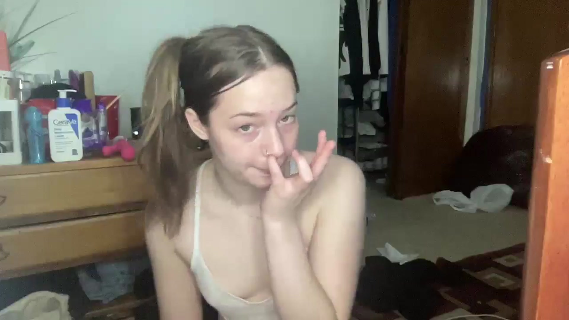 Gallery image thumbnail from Madisonfoxx69's myfreecams stream on, 04/24/2025, 18:28 image 2 of 20