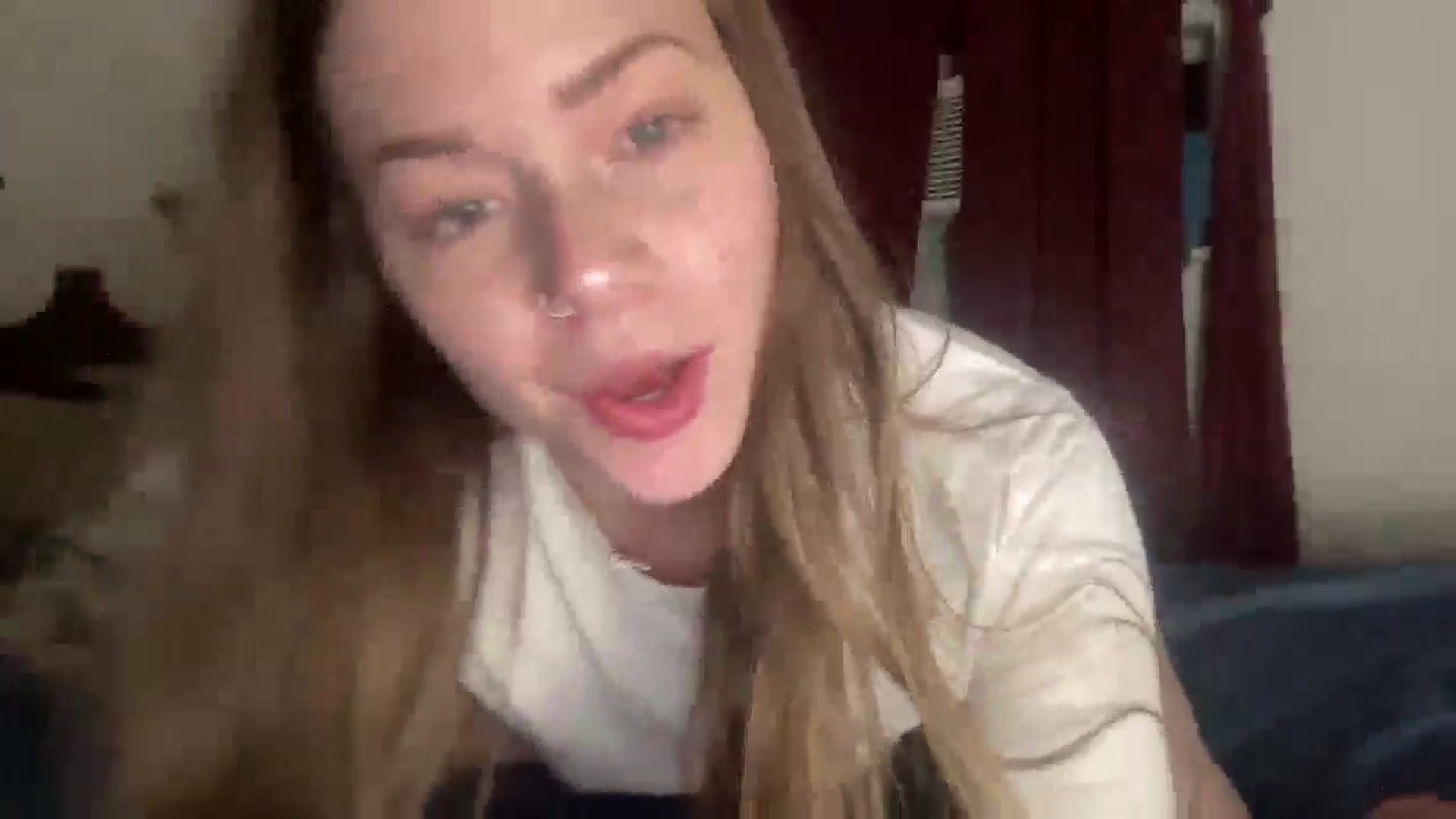Gallery image thumbnail from Madisonfoxx69's myfreecams stream on, 04/27/2025, 02:10 image 13 of 20