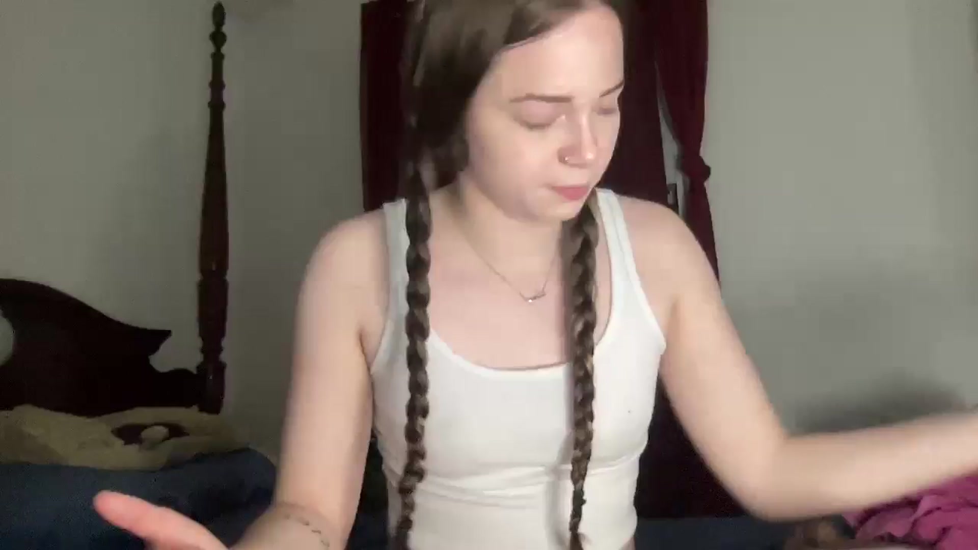 Gallery image thumbnail from Madisonfoxx69's myfreecams stream on, 05/02/2025, 01:25 image 9 of 20