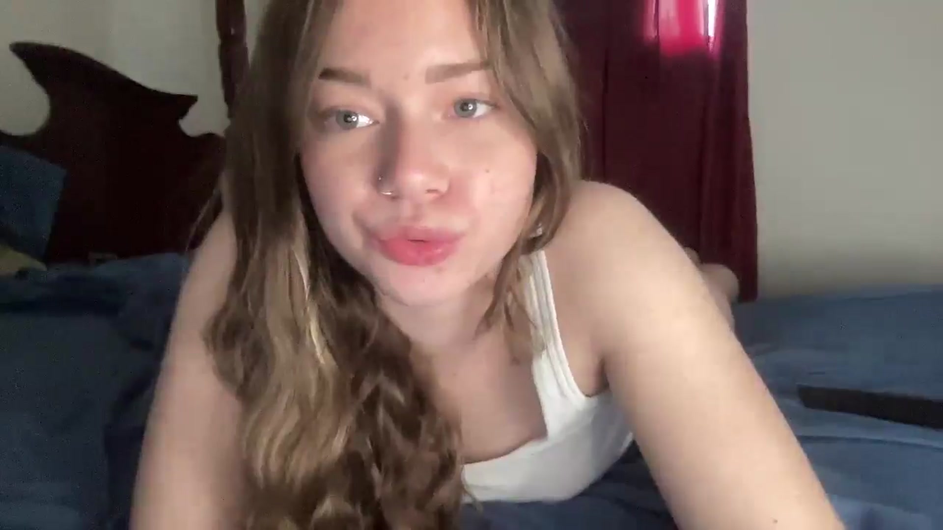 Gallery image thumbnail from Madisonfoxx69's myfreecams stream on, 05/02/2025, 19:07 image 16 of 20