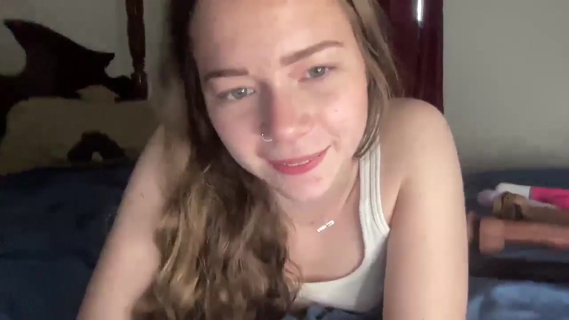 Gallery image thumbnail from Madisonfoxx69's myfreecams stream on, 05/03/2025, 24:09 image 14 of 20