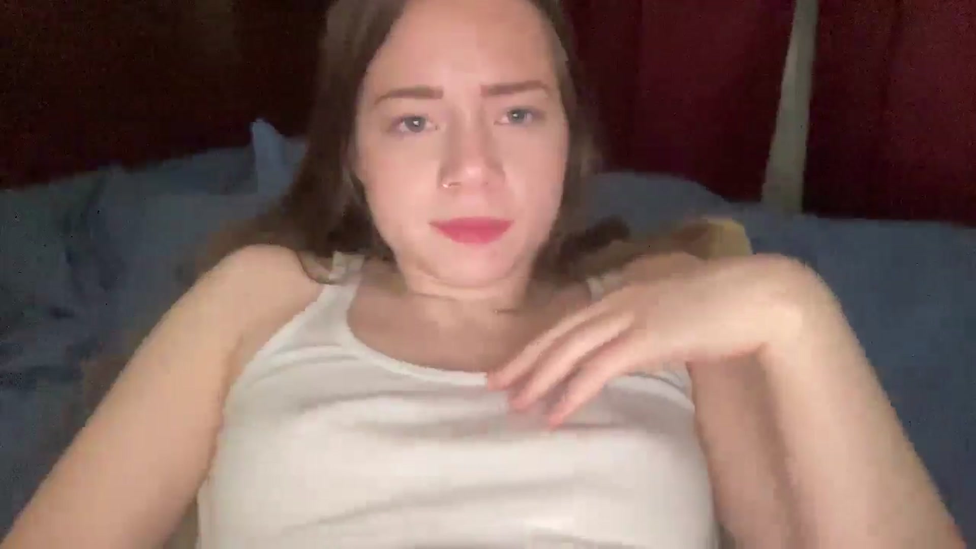 Gallery image thumbnail from Madisonfoxx69's myfreecams stream on, 05/03/2025, 24:09 image 18 of 20