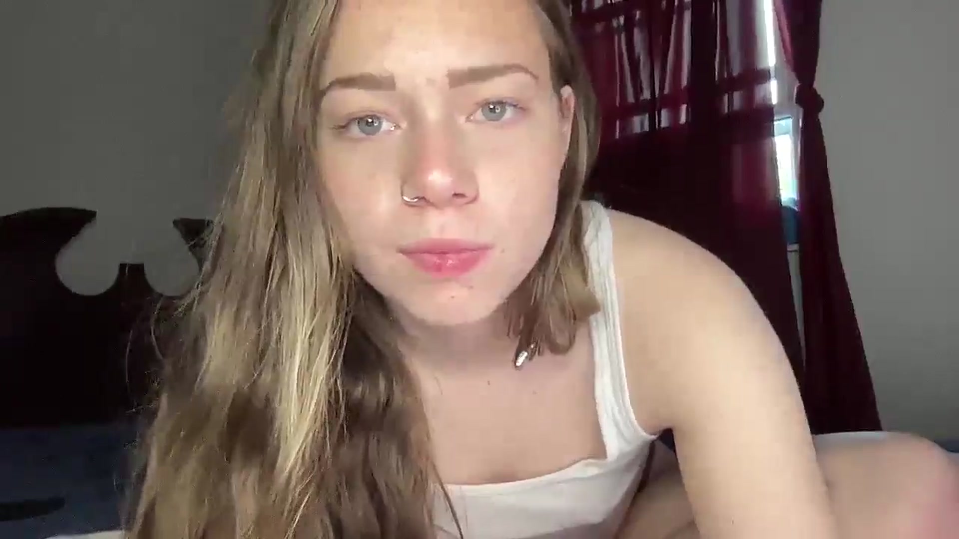 Gallery image thumbnail from Madisonfoxx69's myfreecams stream on, 05/03/2025, 21:18 image 6 of 20