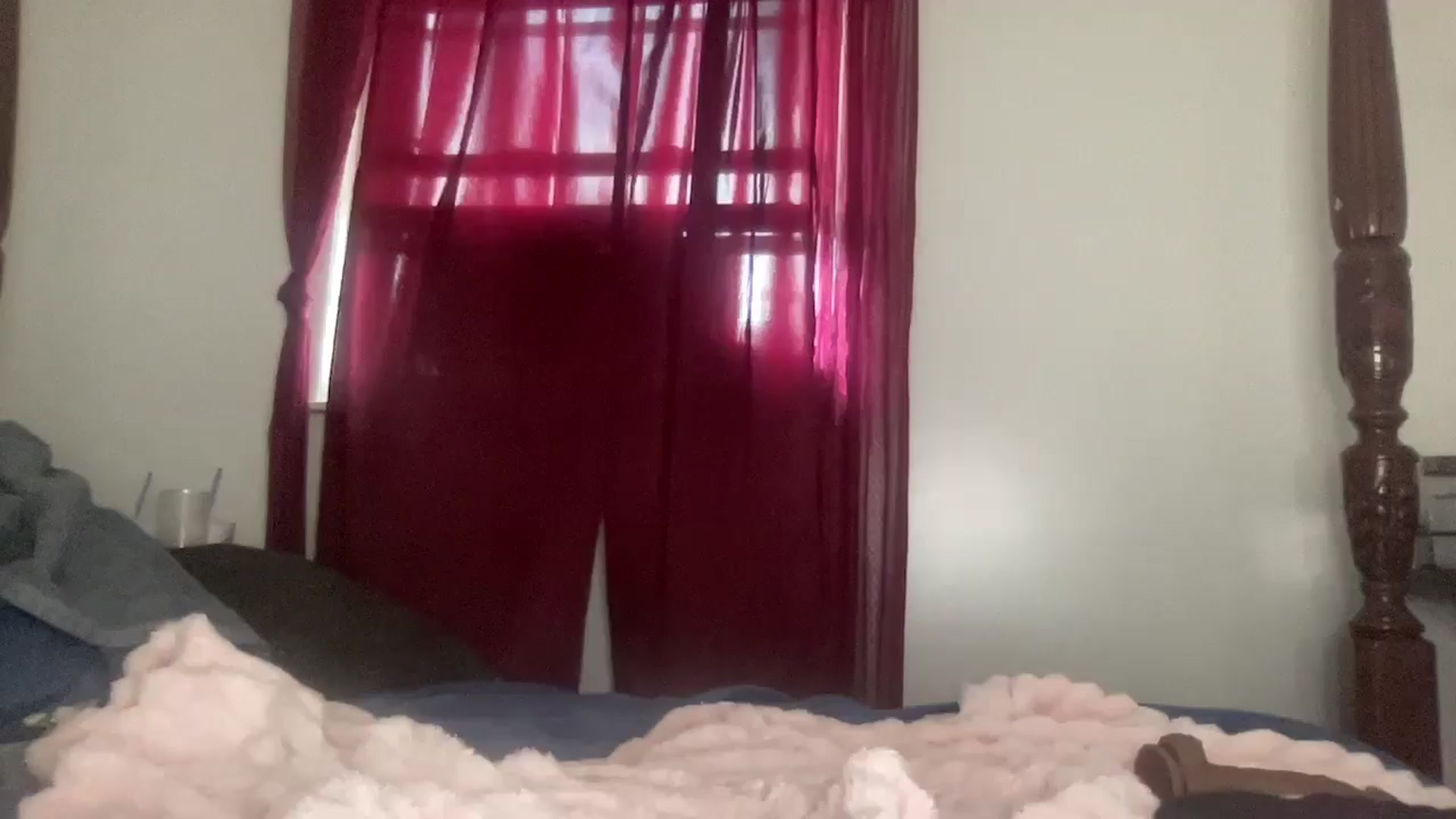 Gallery image thumbnail from Madisonfoxx69's myfreecams stream on, 05/08/2025, 20:02 image 10 of 20