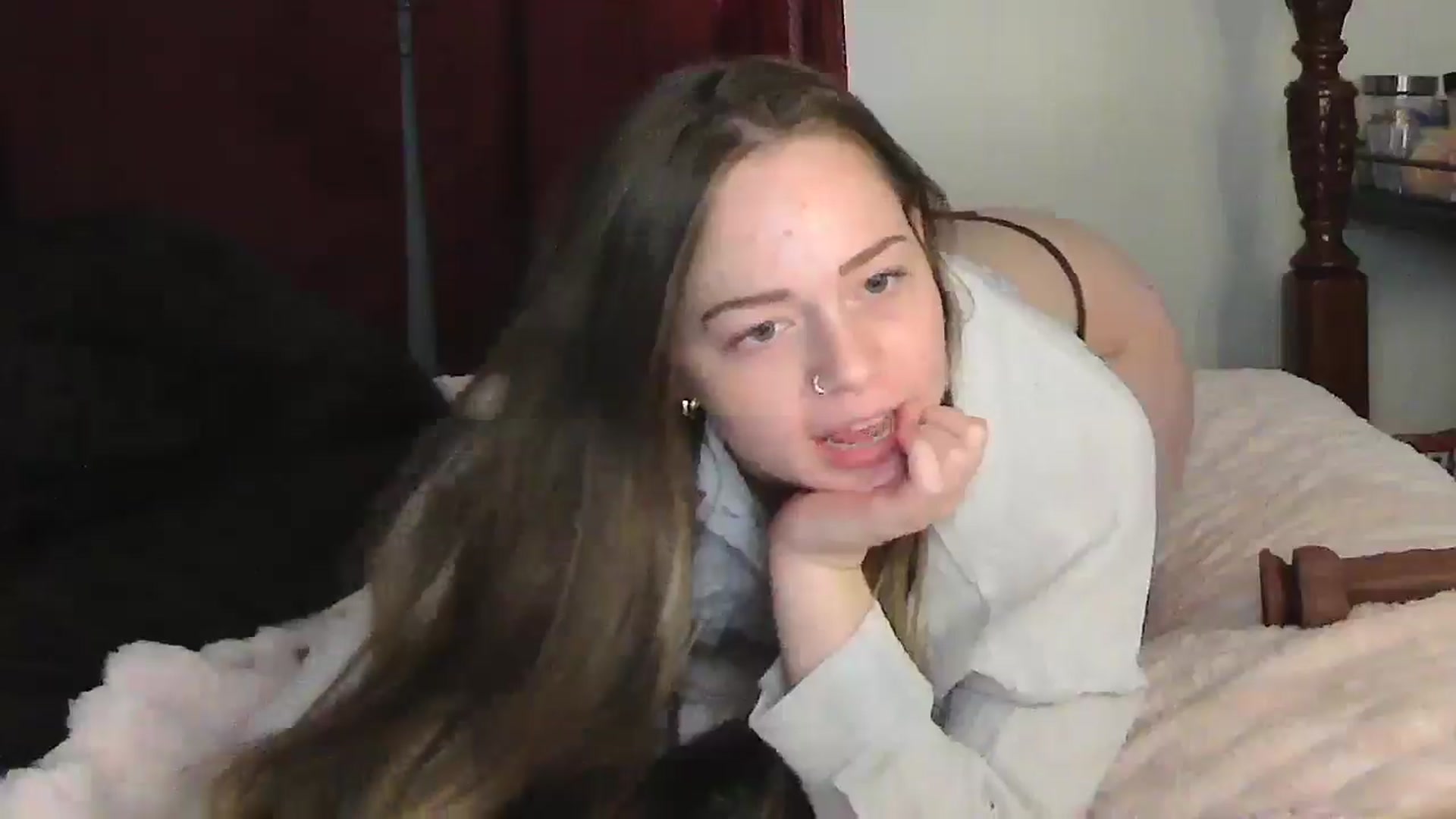 Gallery image thumbnail from Madisonfoxx69's myfreecams stream on, 05/24/2025, 18:06 image 9 of 20