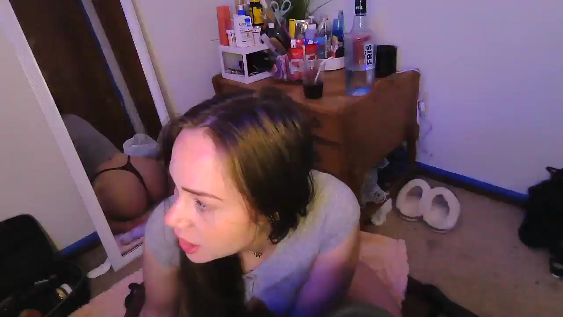 Gallery image thumbnail from Madisonfoxx69's myfreecams stream on, 05/26/2025, 02:51 image 12 of 20