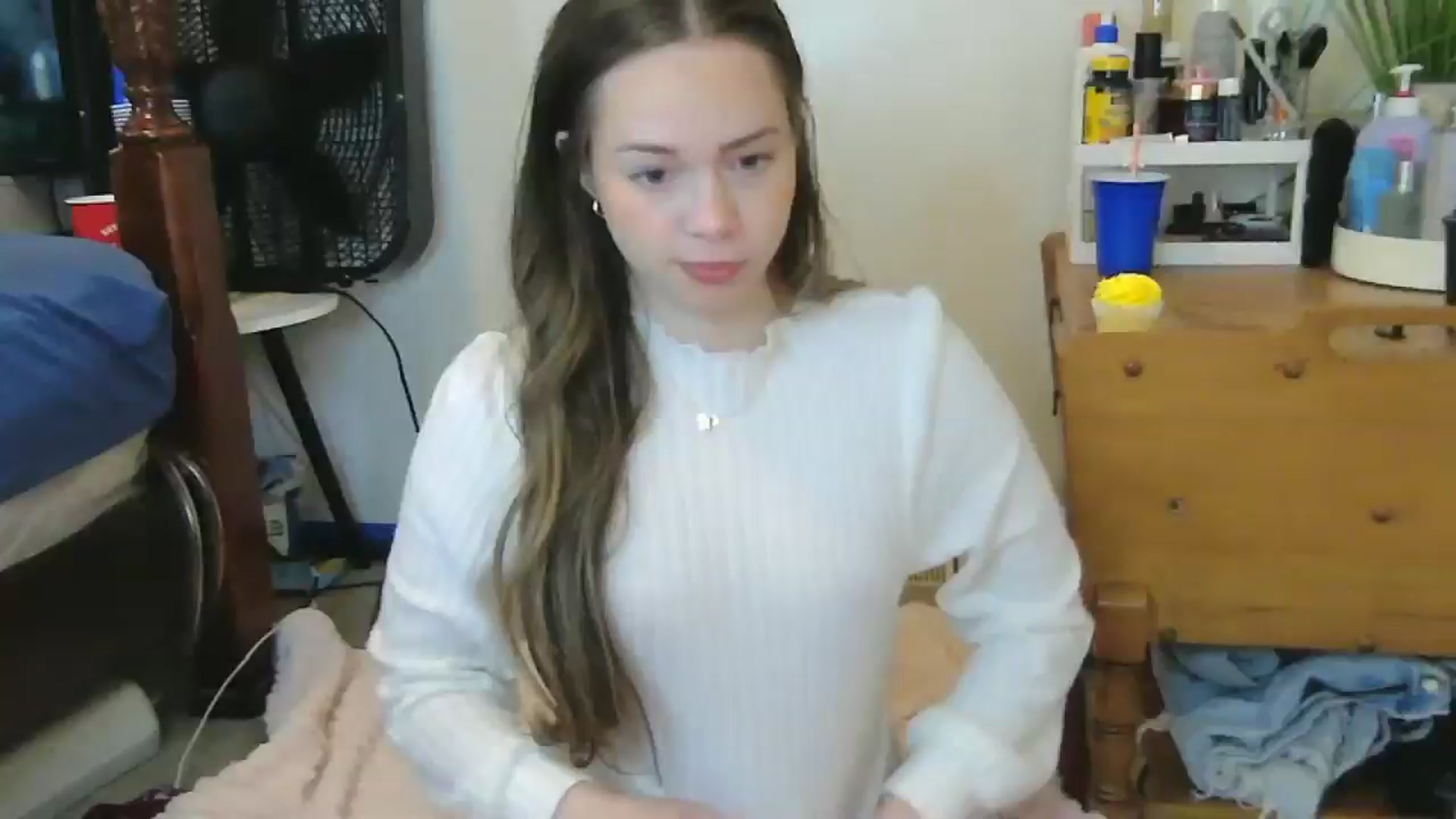 Gallery image thumbnail from Madisonfoxx69's myfreecams stream on, 06/02/2025, 21:57 image 1 of 20