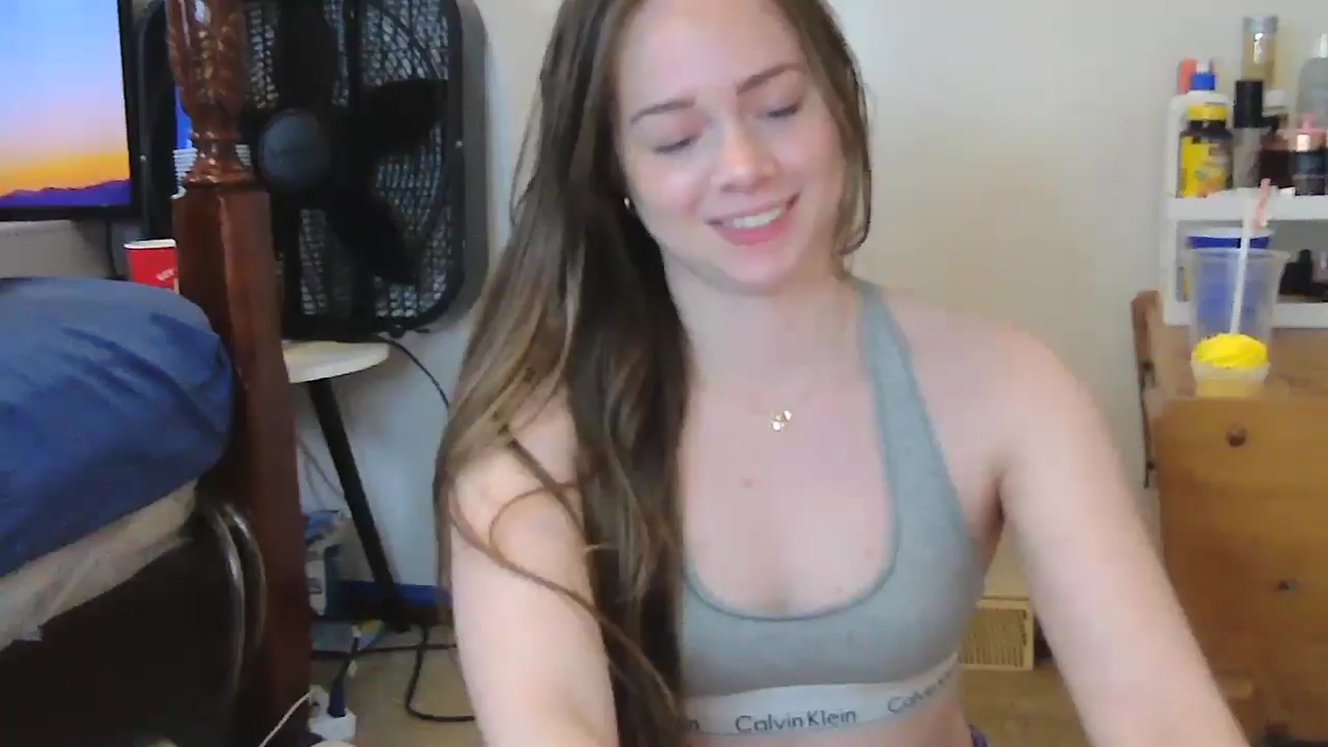 Gallery image thumbnail from Madisonfoxx69's myfreecams stream on, 06/03/2025, 01:08 image 1 of 20