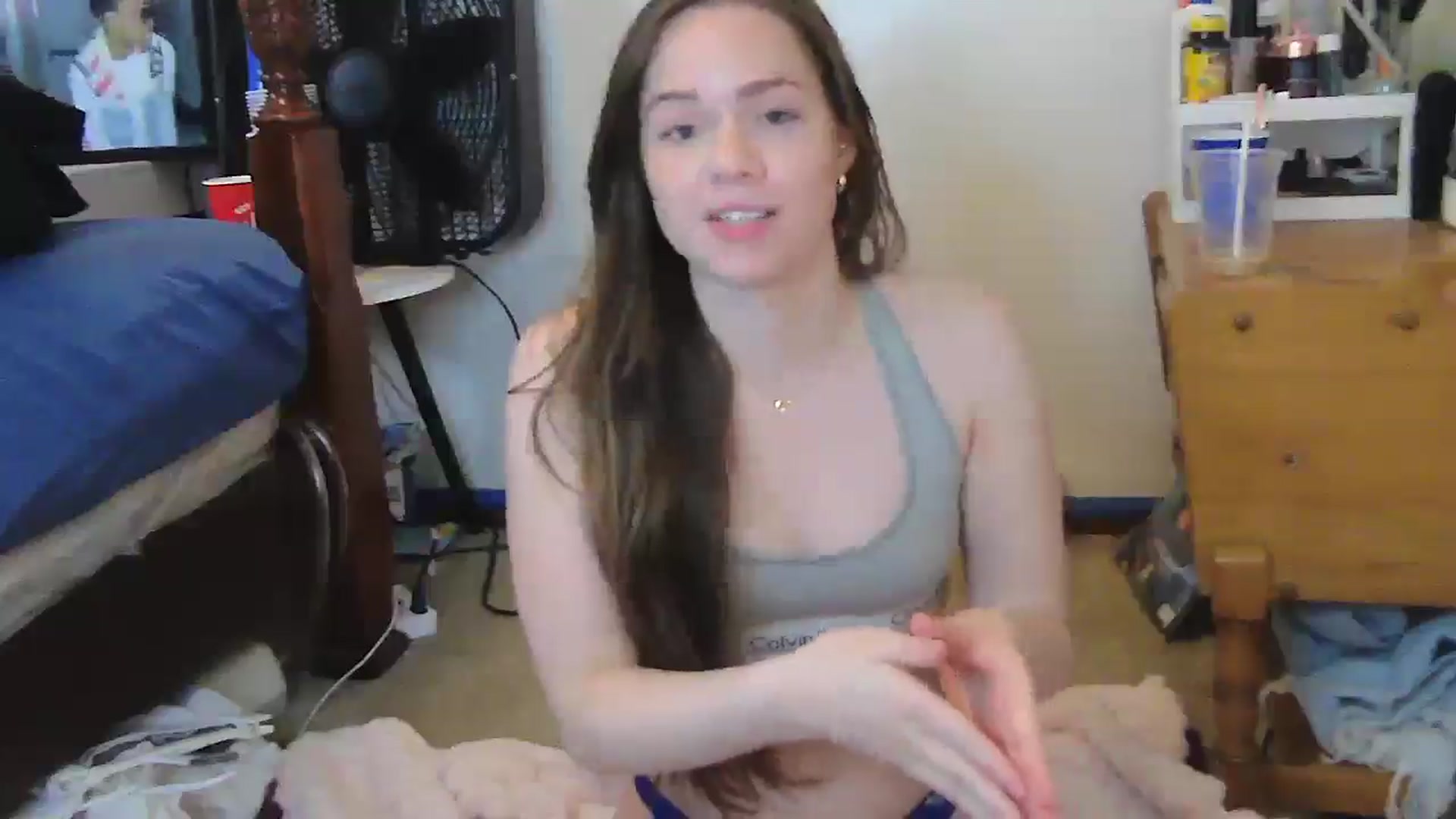 Gallery image thumbnail from Madisonfoxx69's myfreecams stream on, 06/03/2025, 01:08 image 5 of 20