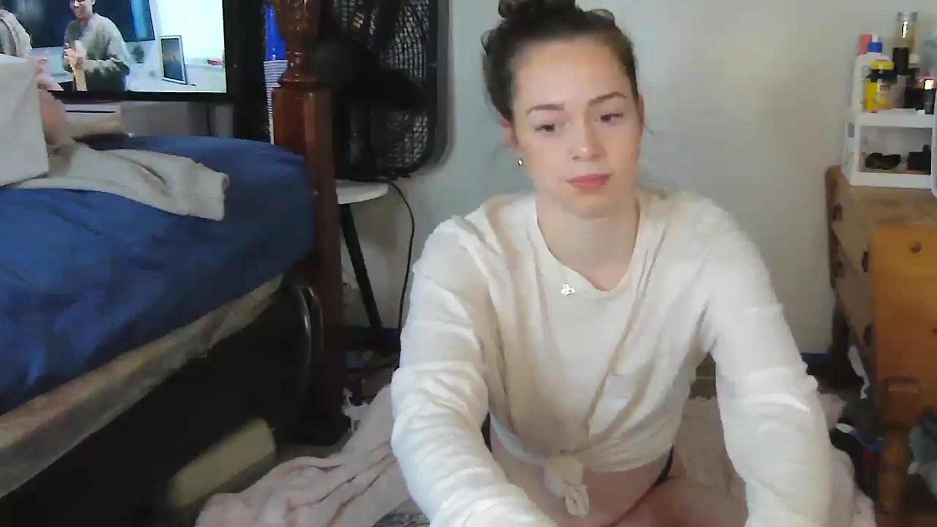 Gallery image thumbnail from Madisonfoxx69's myfreecams stream on, 06/03/2025, 19:24 image 9 of 20