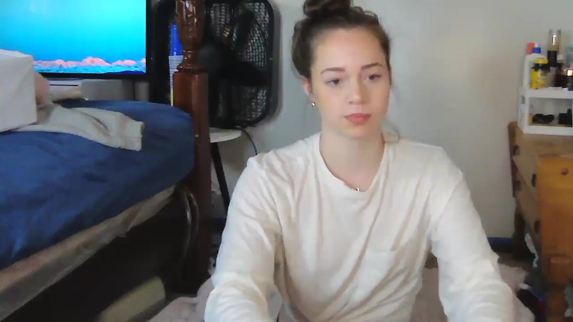 Gallery image thumbnail from Madisonfoxx69's myfreecams stream on, 06/03/2025, 19:24 image 19 of 20
