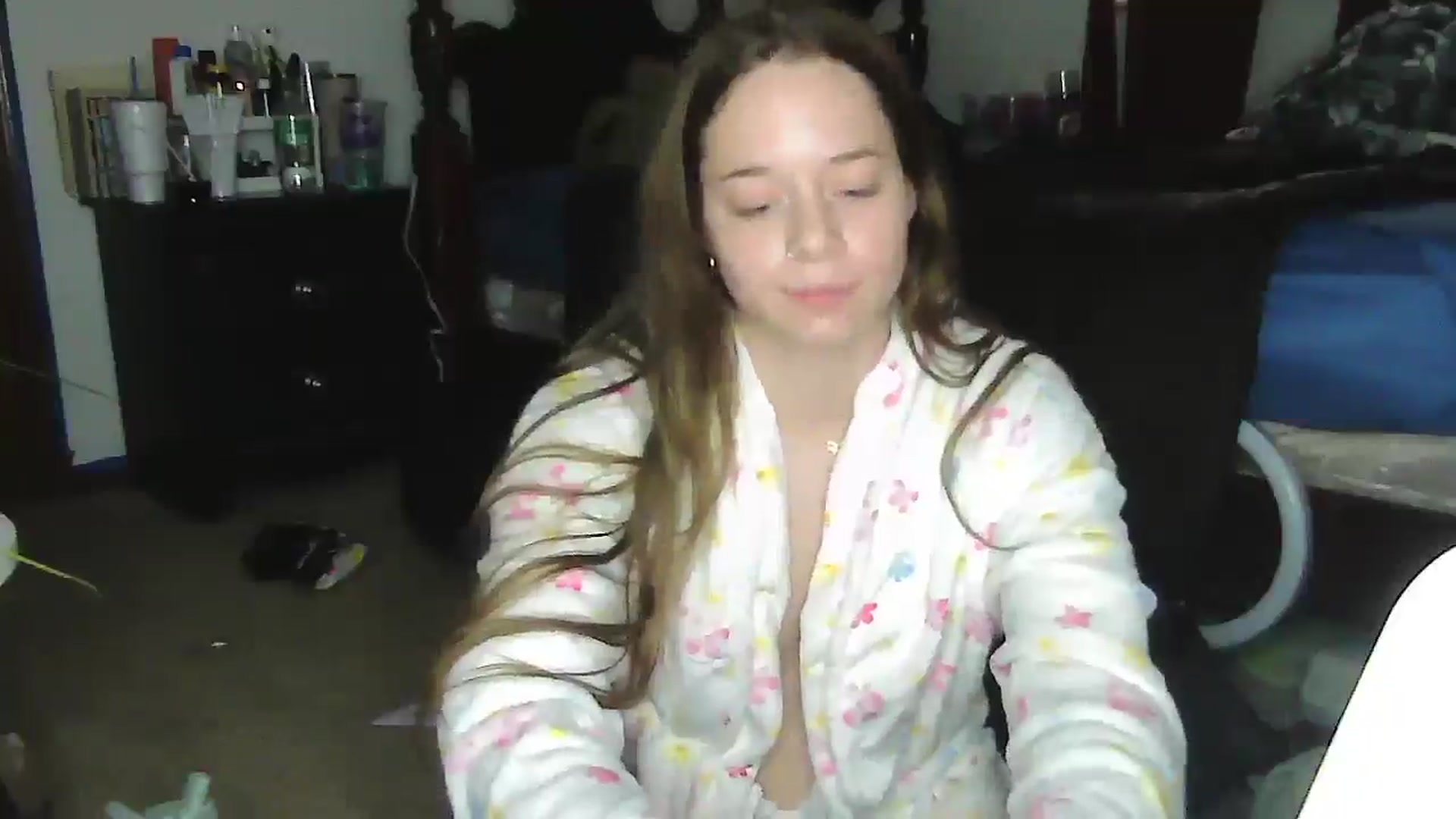 Gallery image thumbnail from Madisonfoxx69's myfreecams stream on, 06/09/2025, 20:52 image 2 of 20