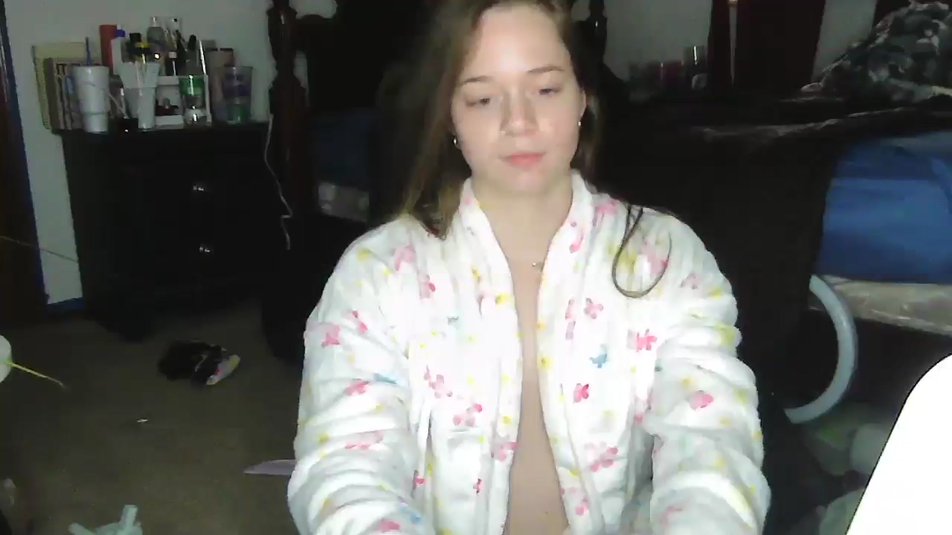 Gallery image thumbnail from Madisonfoxx69's myfreecams stream on, 06/09/2025, 20:52 image 1 of 20