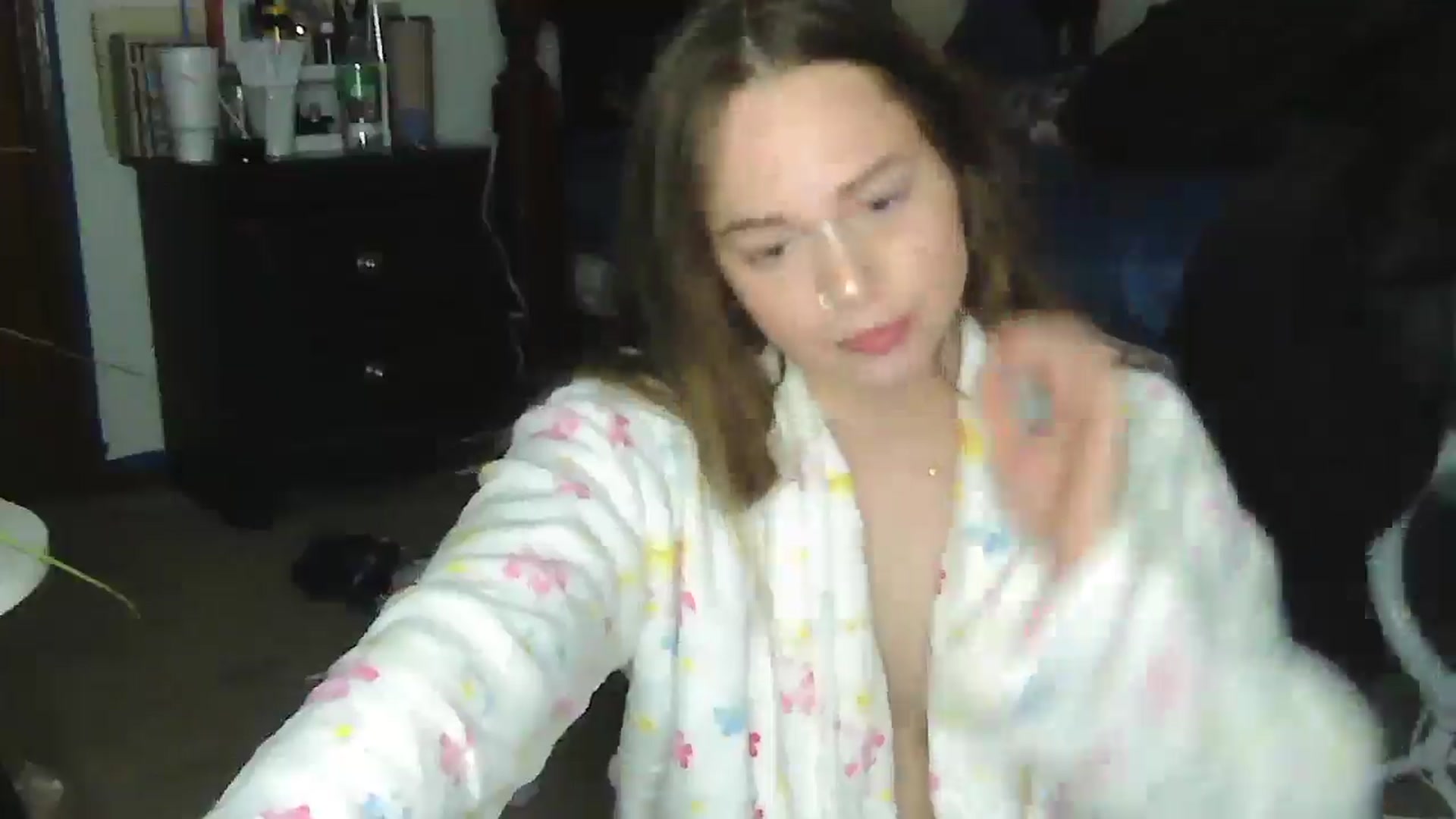Gallery image thumbnail from Madisonfoxx69's myfreecams stream on, 06/09/2025, 21:53 image 17 of 20